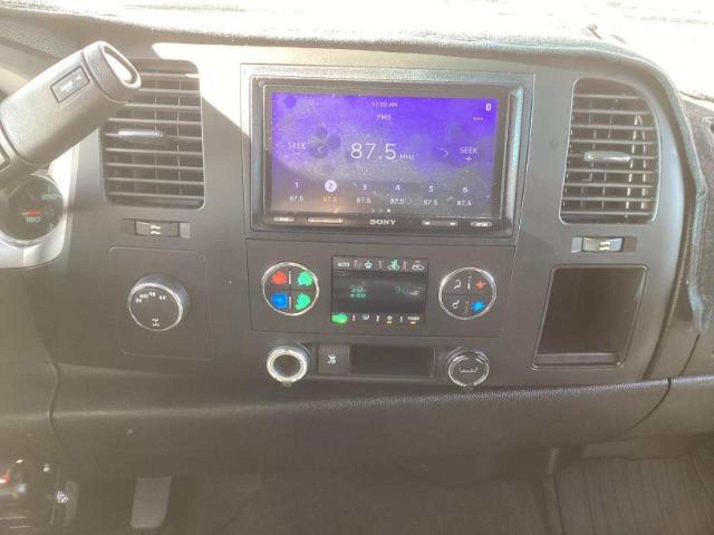 2011 Victory Red /Ebony Cloth Interior Chevrolet Silverado 1500 LT Crew Cab 4WD (3GCPKSE38BG) with an 5.3L V8 OHV 16V FFV engine, 6-Speed Automatic transmission, located at 1235 N Woodruff Ave., Idaho Falls, 83401, (208) 523-1053, 43.507172, -112.000488 - Photo#14