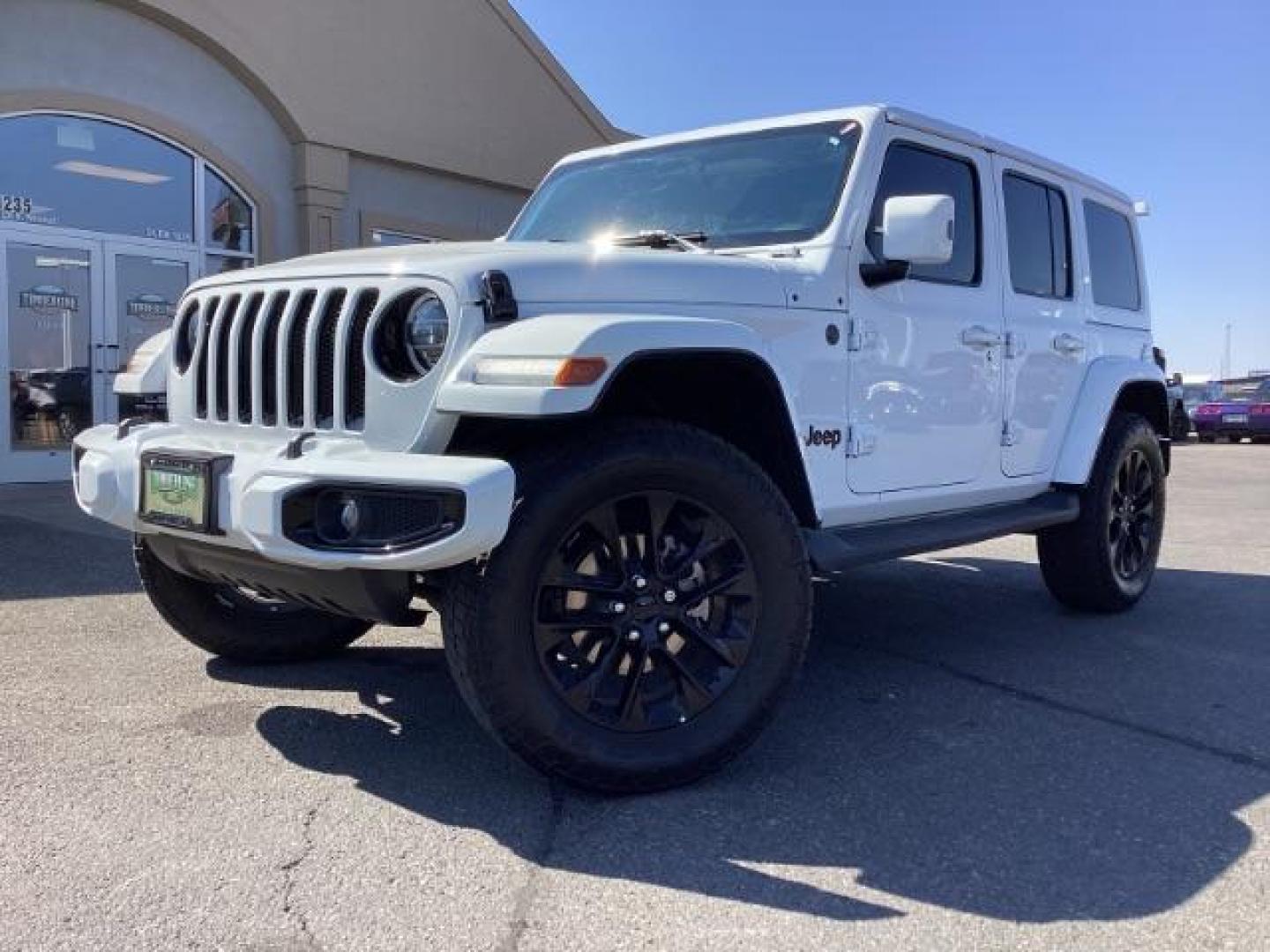 2021 WHITE /CLOTH Jeep Wrangler Unlimited Sahara Altitude (1C4HJXEN8MW) with an 2.0L L4 DOHC 16V TURBO HYBRID engine, 8-Speed Automatic transmission, located at 1235 N Woodruff Ave., Idaho Falls, 83401, (208) 523-1053, 43.507172, -112.000488 - Photo#1