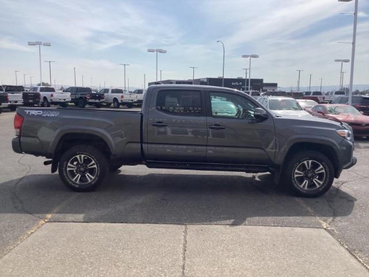 2016 Magnetic Gray Metallic /Cement Gray, cloth Toyota Tacoma SR5 Double Cab Super Long Bed V6 6AT 4WD (5TFDZ5BN4GX) with an 3.5L V6 DOHC 24V engine, 6-Speed Automatic transmission, located at 1235 N Woodruff Ave., Idaho Falls, 83401, (208) 523-1053, 43.507172, -112.000488 - Photo#7