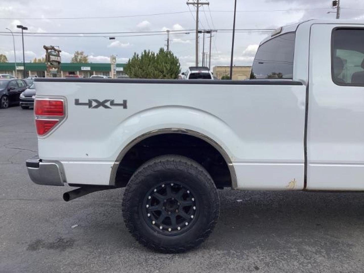 2014 Oxford White Ford F-150 XLT SuperCab 6.5-ft. Bed 4WD (1FTFX1ET3EF) with an 3.5L V6 TURBO engine, 6-Speed Automatic transmission, located at 1235 N Woodruff Ave., Idaho Falls, 83401, (208) 523-1053, 43.507172, -112.000488 - Photo#6