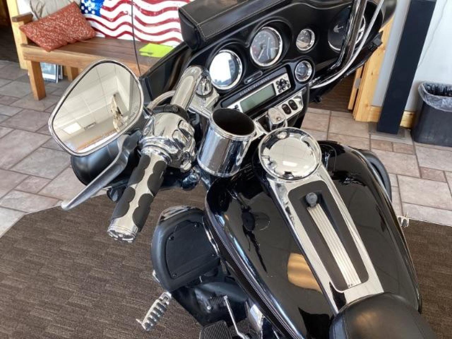 2012 Harley-Davidson FLHTCU103 - (1HD1FCM17CB) with an 1690CC engine, located at 1235 N Woodruff Ave., Idaho Falls, 83401, (208) 523-1053, 43.507172, -112.000488 - Photo#5