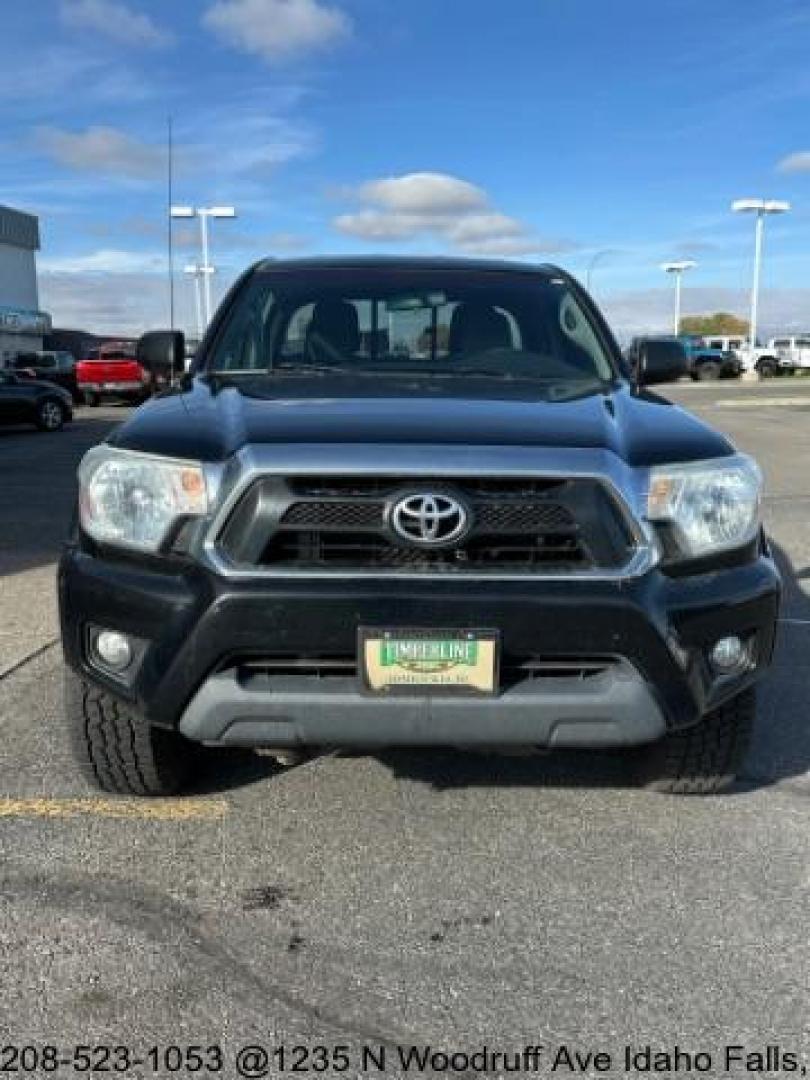 2015 BLACK /CLOTH Toyota Tacoma Access Cab V6 5AT 4WD (5TFUU4EN4FX) with an 4.0L V6 DOHC 24V engine, AUTOMATIC transmission, located at 1235 N Woodruff Ave., Idaho Falls, 83401, (208) 523-1053, 43.507172, -112.000488 - Photo#8