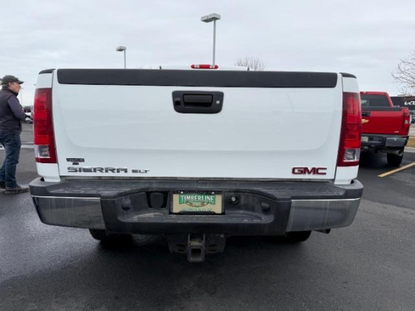 2013 Summit White /Ebony Cloth Interior GMC Sierra 3500HD SLE Crew Cab Long Box 4WD (1GT423C80DF) with an 6.6L V8 32V OHV DIESEL engine, 6-Speed Automatic transmission, located at 1235 N Woodruff Ave., Idaho Falls, 83401, (208) 523-1053, 43.507172, -112.000488 - Photo#3