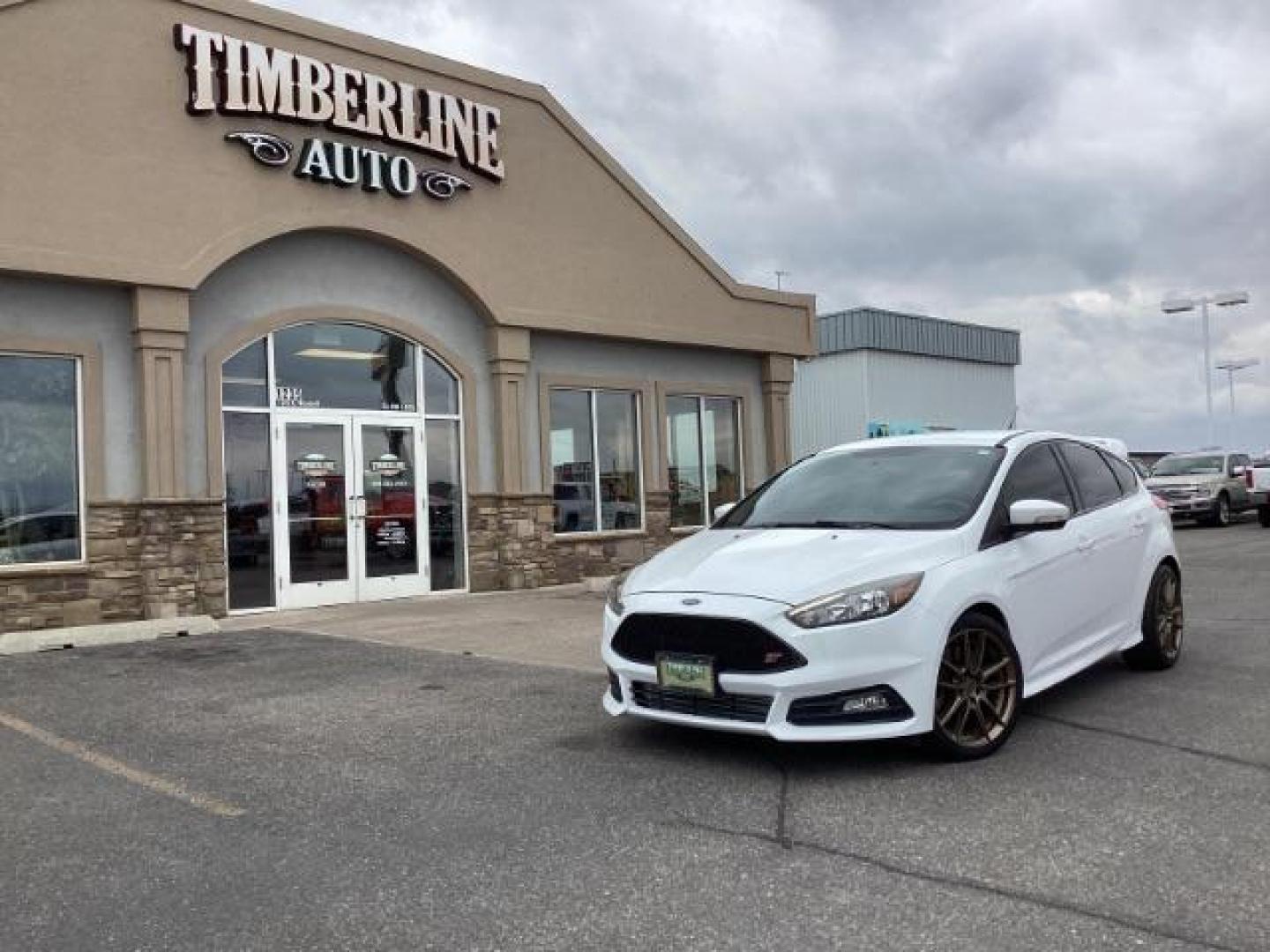 2018 Oxford White /Charcoal Black, cloth Ford Focus ST Hatch (1FADP3L96JL) with an 2.0L L4 DOHC 16V engine, 6-Speed Manua transmission, located at 1235 N Woodruff Ave., Idaho Falls, 83401, (208) 523-1053, 43.507172, -112.000488 - Photo#0