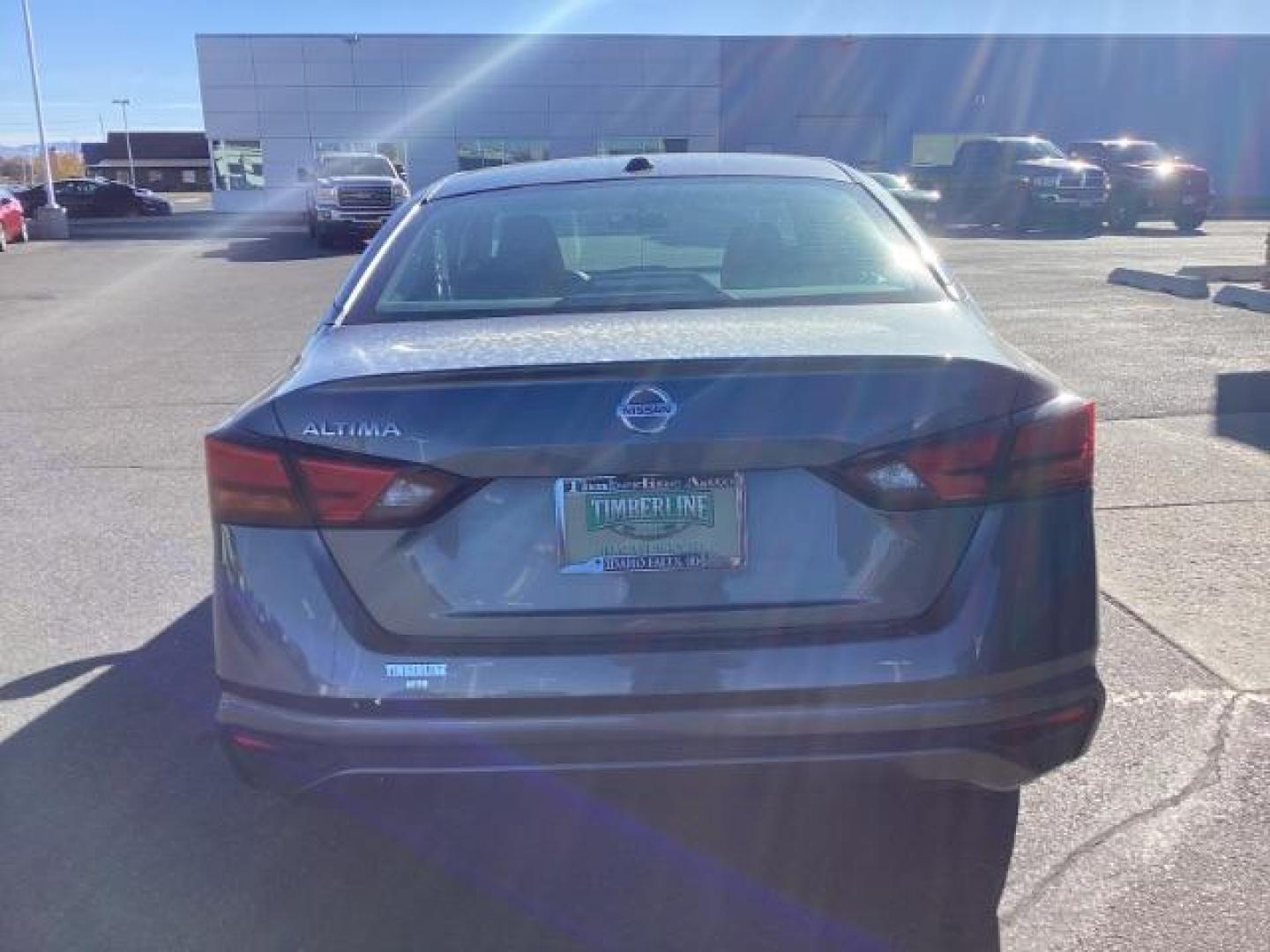 2020 Gun Metallic /Charcoal, cloth Nissan Altima 2.5 S (1N4BL4BV1LC) with an 2.5L L4 DOHC 16V engine, Continuously Variable Transmission transmission, located at 1235 N Woodruff Ave., Idaho Falls, 83401, (208) 523-1053, 43.507172, -112.000488 - Photo#4