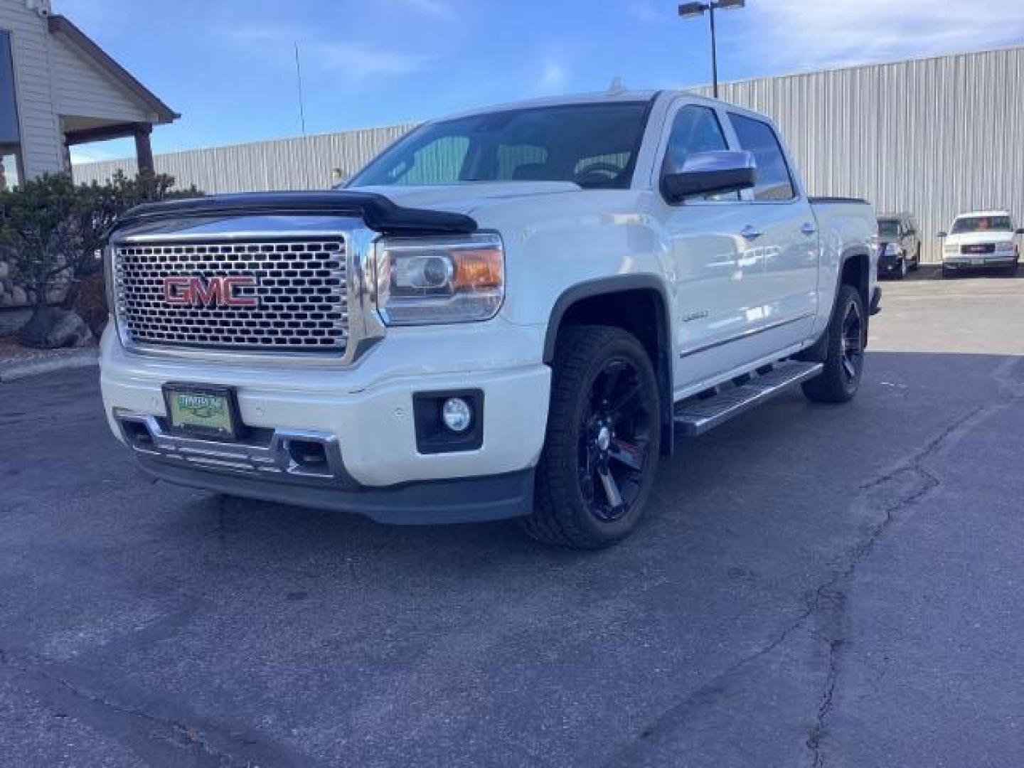 2015 WHITE /Jet Black, leather GMC Sierra 1500 Denali Crew Cab Short Box 4WD (3GTU2WEC0FG) with an 5.3L V8 OHV 16V engine, 6-Speed Automatic transmission, located at 1235 N Woodruff Ave., Idaho Falls, 83401, (208) 523-1053, 43.507172, -112.000488 - Photo#1