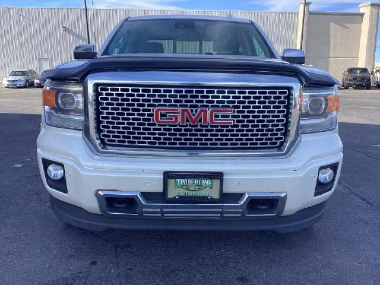 2015 WHITE /Jet Black, leather GMC Sierra 1500 Denali Crew Cab Short Box 4WD (3GTU2WEC0FG) with an 5.3L V8 OHV 16V engine, 6-Speed Automatic transmission, located at 1235 N Woodruff Ave., Idaho Falls, 83401, (208) 523-1053, 43.507172, -112.000488 - Photo#8