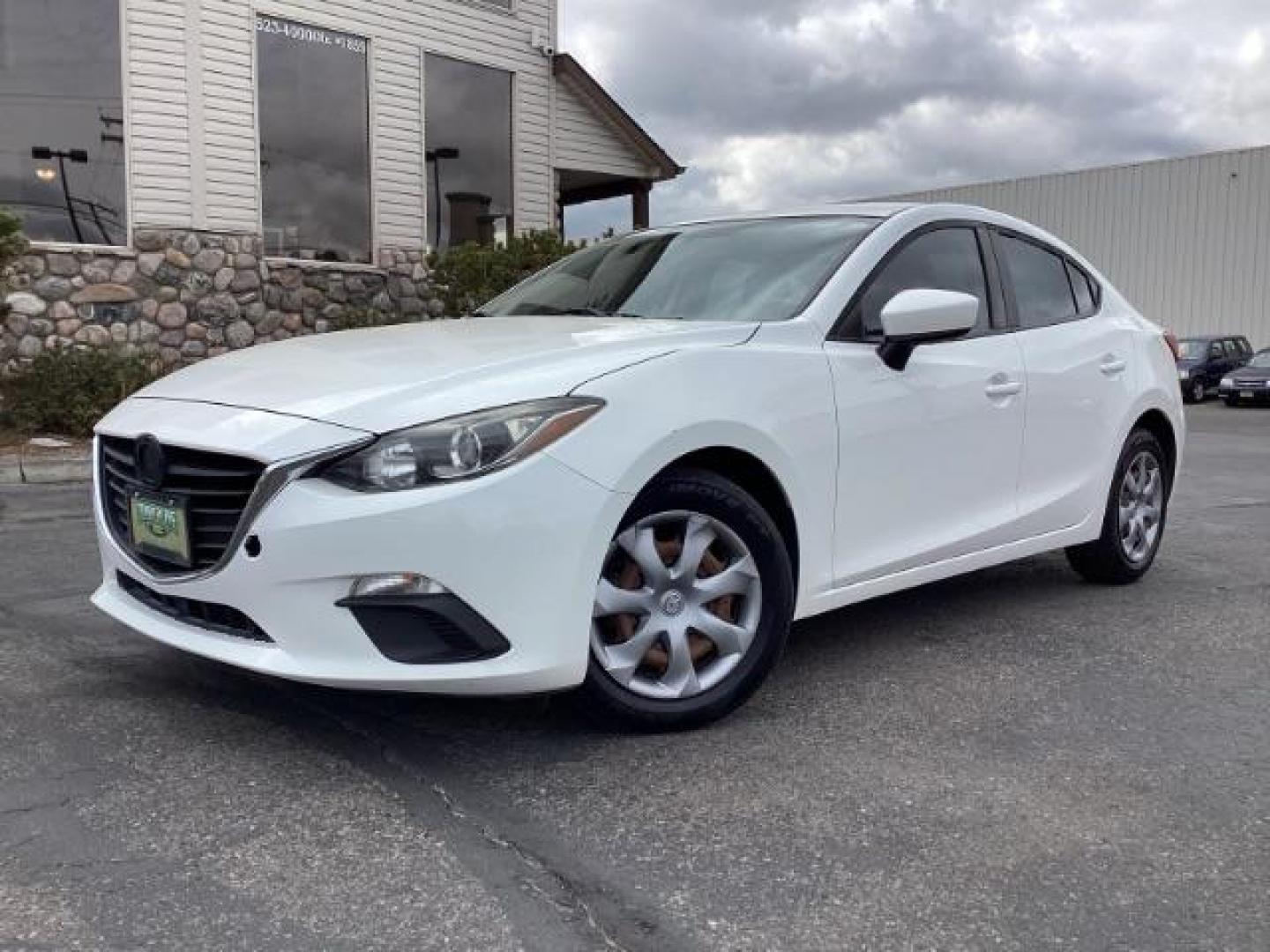 2014 WHITE /Black Mazda MAZDA3 i Sport AT 4-Door (JM1BM1U74E1) with an 2.0L L4 DOHC 16V engine, 6-Speed Automatic transmission, located at 1235 N Woodruff Ave., Idaho Falls, 83401, (208) 523-1053, 43.507172, -112.000488 - Photo#1