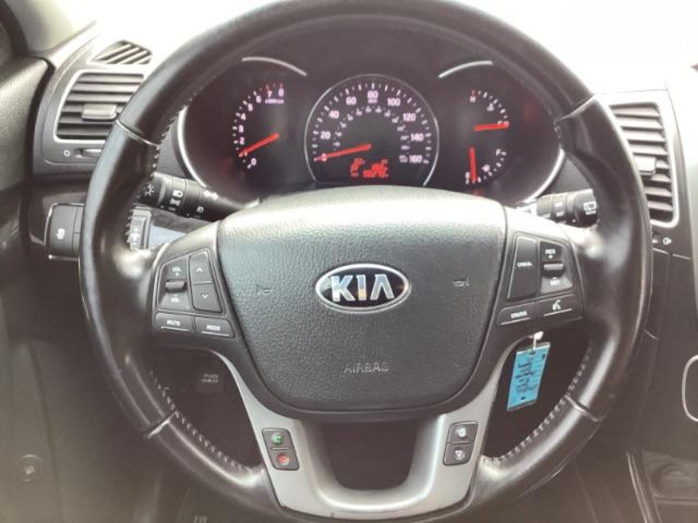 2014 Kia Sorento LX AWD (5XYKTDA68EG) with an 2.4L L4 DOHC 16V engine, 6-Speed Automatic transmission, located at 1235 N Woodruff Ave., Idaho Falls, 83401, (208) 523-1053, 43.507172, -112.000488 - Photo#11