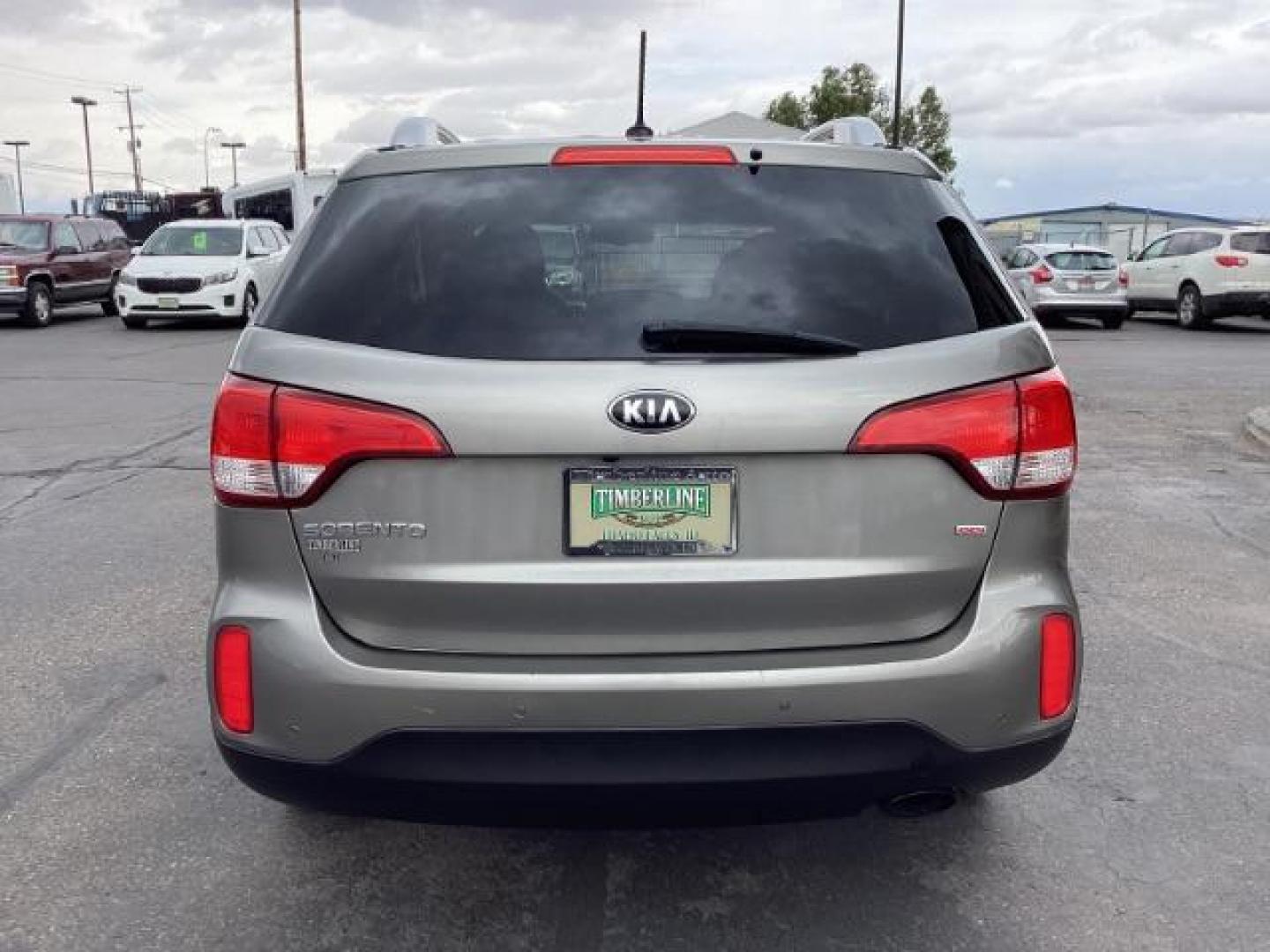 2014 Kia Sorento LX AWD (5XYKTDA68EG) with an 2.4L L4 DOHC 16V engine, 6-Speed Automatic transmission, located at 1235 N Woodruff Ave., Idaho Falls, 83401, (208) 523-1053, 43.507172, -112.000488 - Photo#4