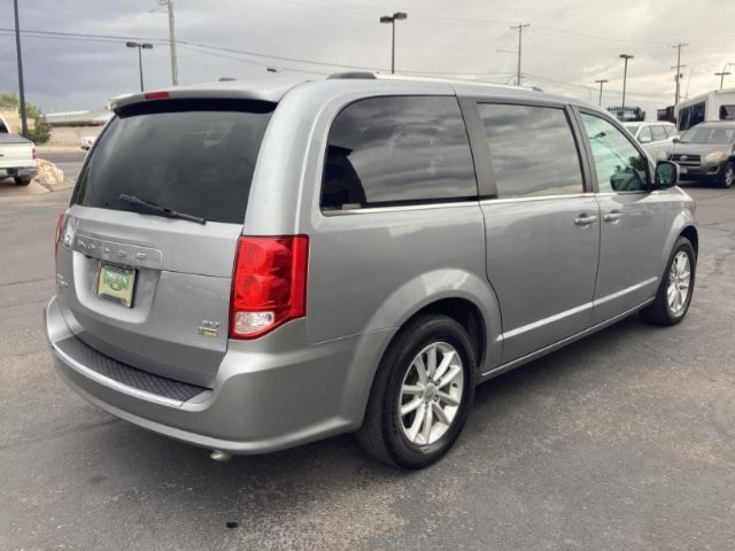 2019 SILVER /Black, leather/suede Dodge Grand Caravan SXT (2C4RDGCGXKR) with an 3.6L V6 DOHC 24V engine, 6-Speed Automatic transmission, located at 1235 N Woodruff Ave., Idaho Falls, 83401, (208) 523-1053, 43.507172, -112.000488 - Photo#5