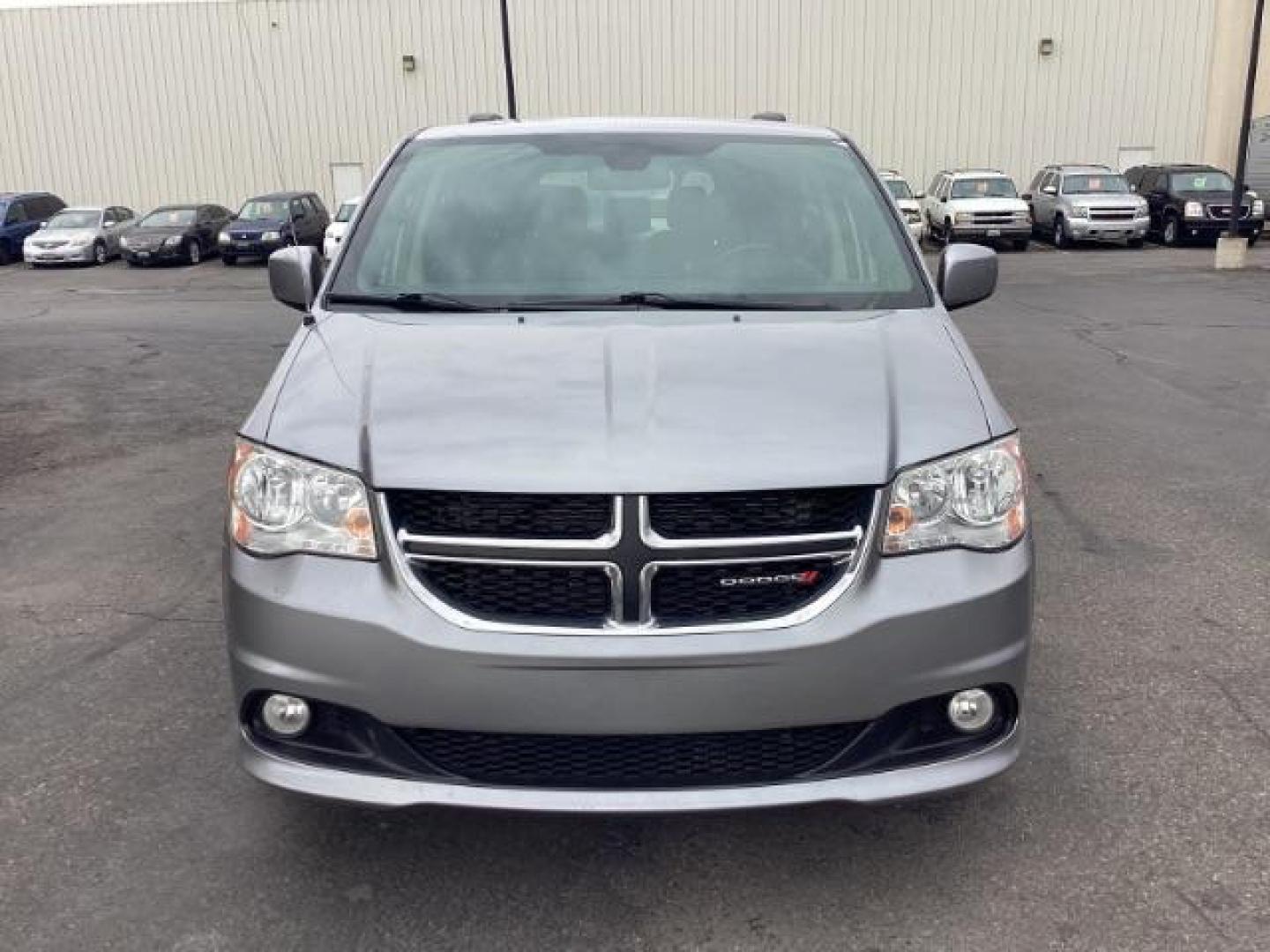 2019 SILVER /Black, leather/suede Dodge Grand Caravan SXT (2C4RDGCGXKR) with an 3.6L V6 DOHC 24V engine, 6-Speed Automatic transmission, located at 1235 N Woodruff Ave., Idaho Falls, 83401, (208) 523-1053, 43.507172, -112.000488 - Photo#8