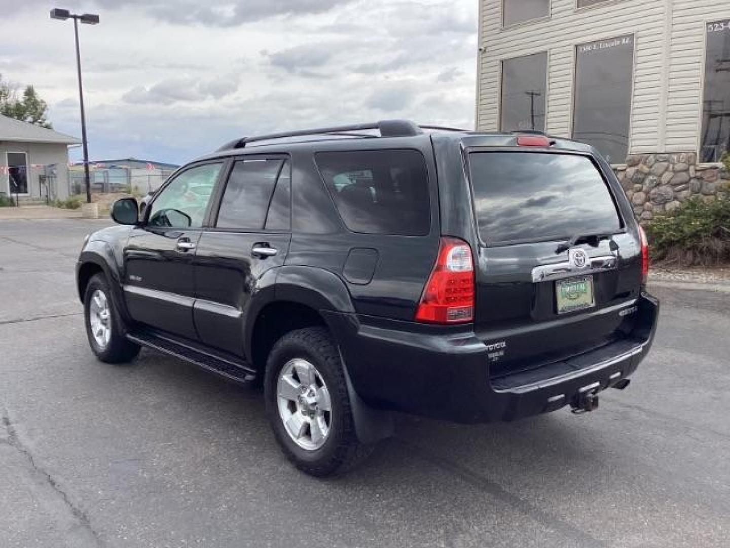 2008 Black Toyota 4Runner SR5 4WD (JTEBU14R38K) with an 4.0L V6 DOHC 24V engine, 5-Speed Automatic transmission, located at 1235 N Woodruff Ave., Idaho Falls, 83401, (208) 523-1053, 43.507172, -112.000488 - Photo#3