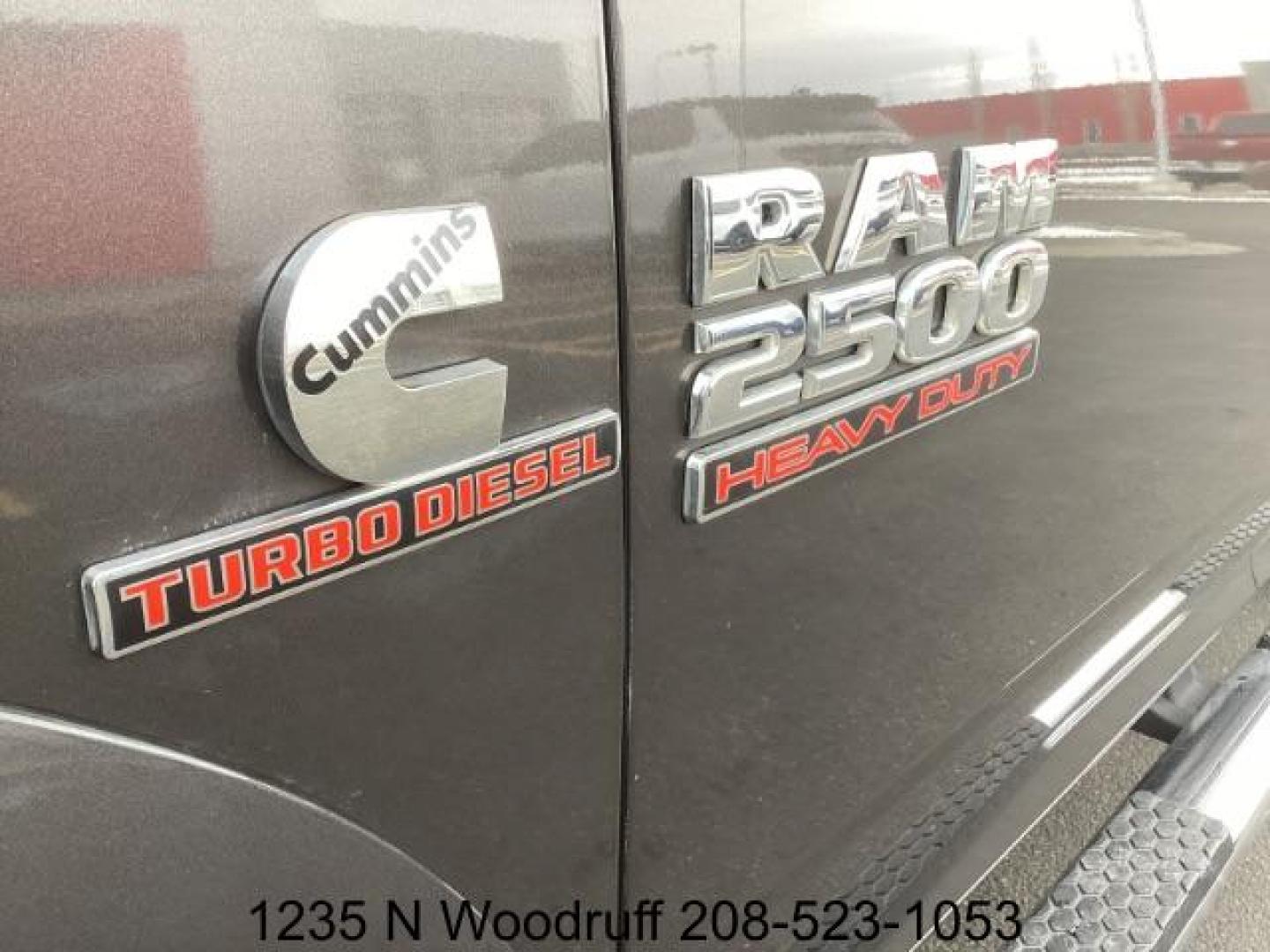 2017 GRAY /Black, leather RAM 2500 Laramie Crew Cab SWB 4WD (3C6UR5FL3HG) with an 6.7L L6 OHV 24V TURBO DIESEL engine, 6-Speed Automatic transmission, located at 1235 N Woodruff Ave., Idaho Falls, 83401, (208) 523-1053, 43.507172, -112.000488 - Photo#15