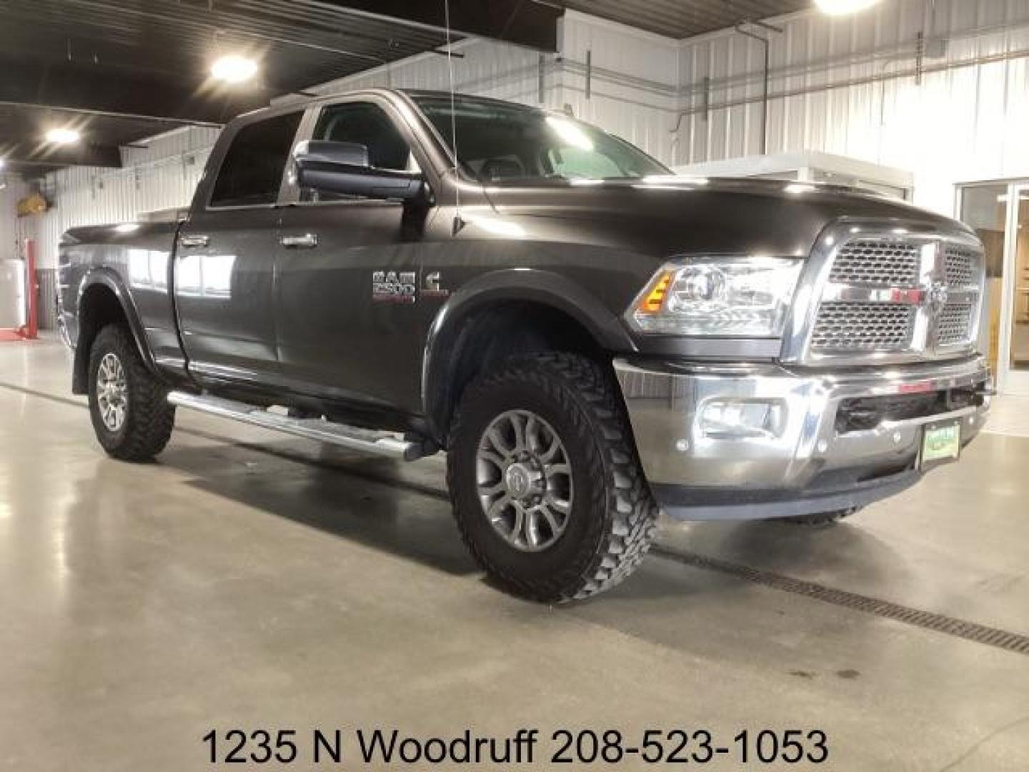 2017 GRAY /Black, leather RAM 2500 Laramie Crew Cab SWB 4WD (3C6UR5FL3HG) with an 6.7L L6 OHV 24V TURBO DIESEL engine, 6-Speed Automatic transmission, located at 1235 N Woodruff Ave., Idaho Falls, 83401, (208) 523-1053, 43.507172, -112.000488 - Photo#5