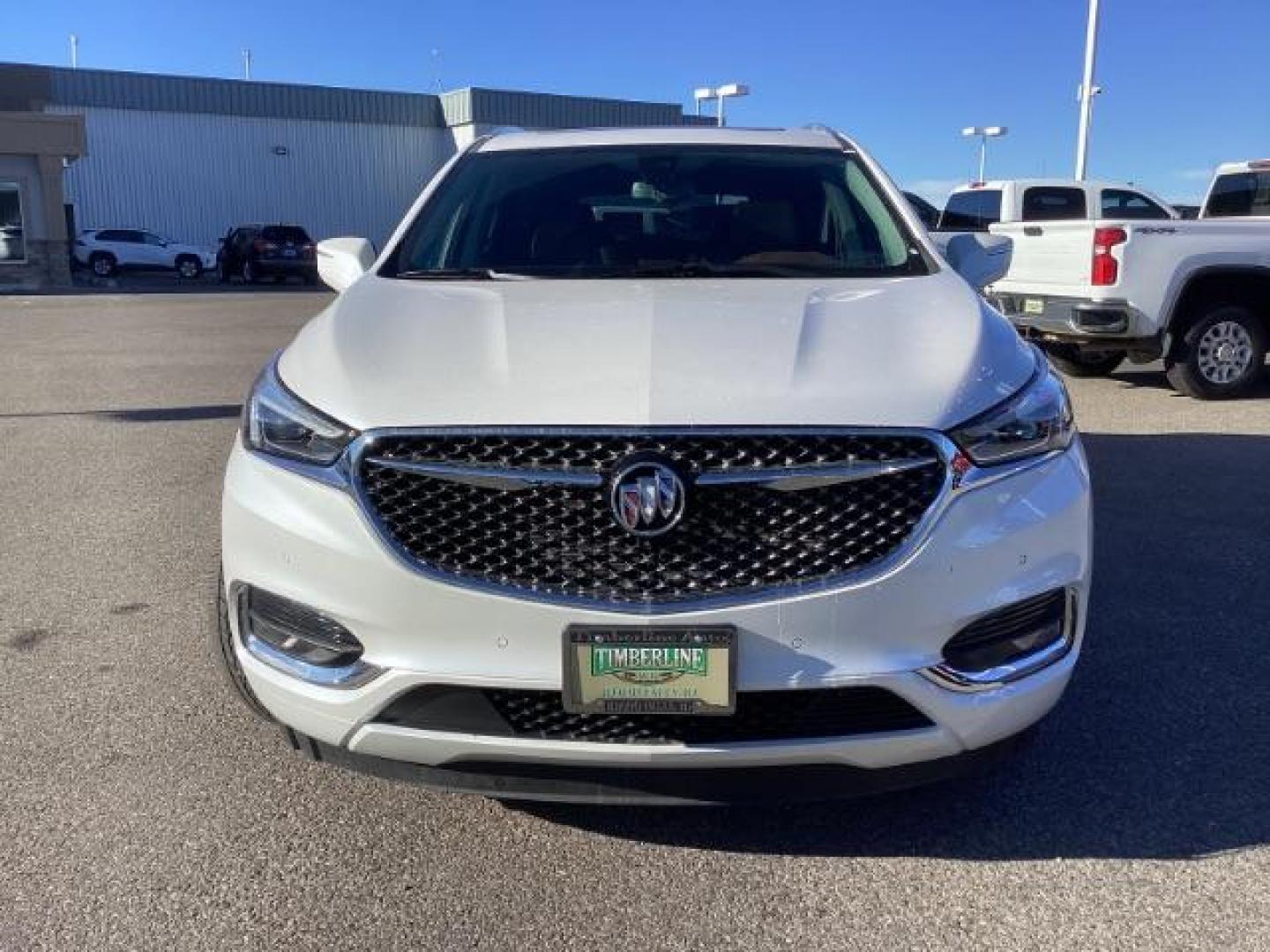 2021 White Frost Tricoat /Ebony Seats w/Ebony Interior Accents, leather Buick Enclave Avenir AWD (5GAEVCKW7MJ) with an 3.6L V6 DOHC 24V engine, 9-Speed Automatic transmission, located at 1235 N Woodruff Ave., Idaho Falls, 83401, (208) 523-1053, 43.507172, -112.000488 - Photo#9