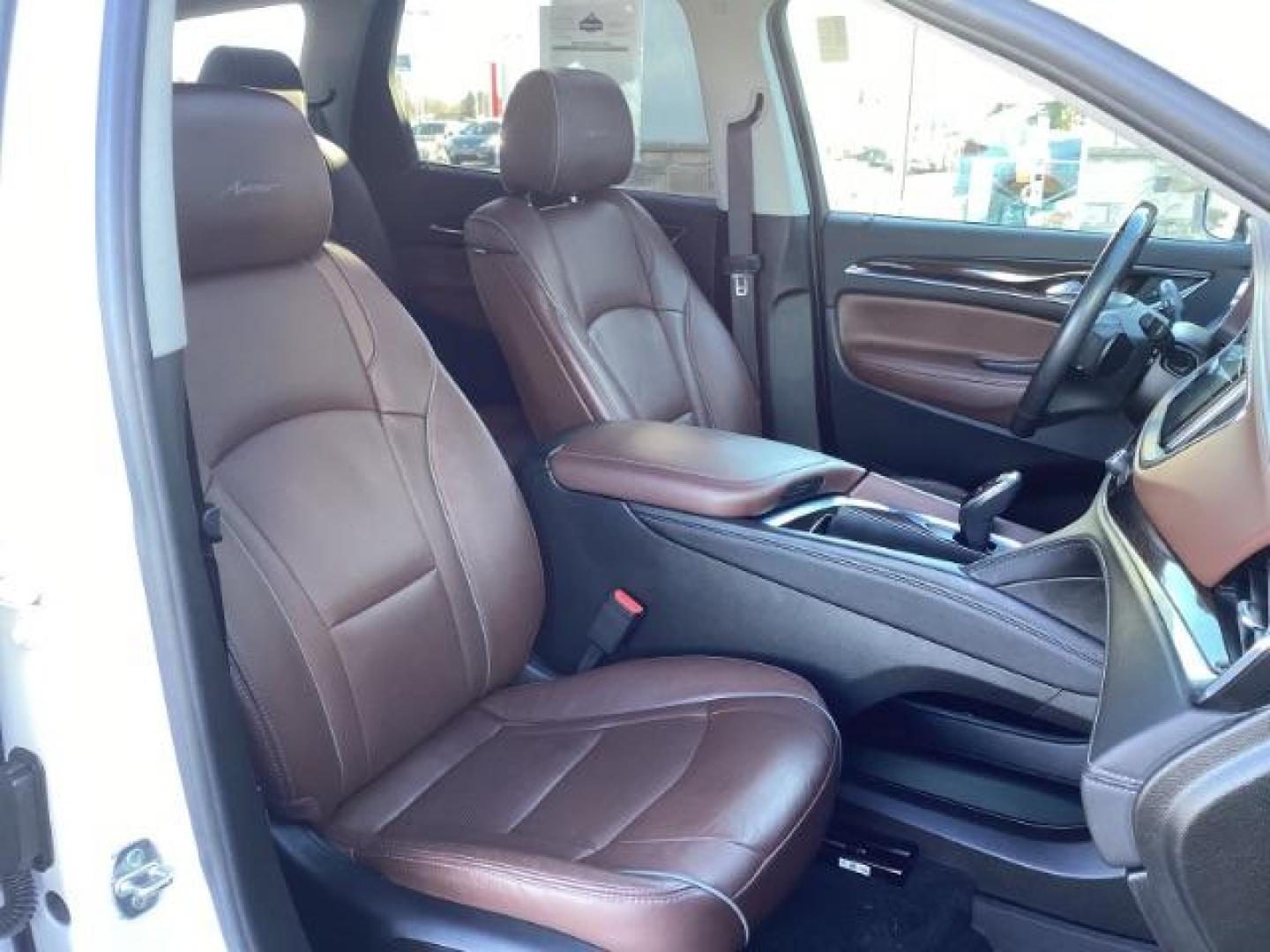 2021 White Frost Tricoat /Ebony Seats w/Ebony Interior Accents, leather Buick Enclave Avenir AWD (5GAEVCKW7MJ) with an 3.6L V6 DOHC 24V engine, 9-Speed Automatic transmission, located at 1235 N Woodruff Ave., Idaho Falls, 83401, (208) 523-1053, 43.507172, -112.000488 - Photo#18