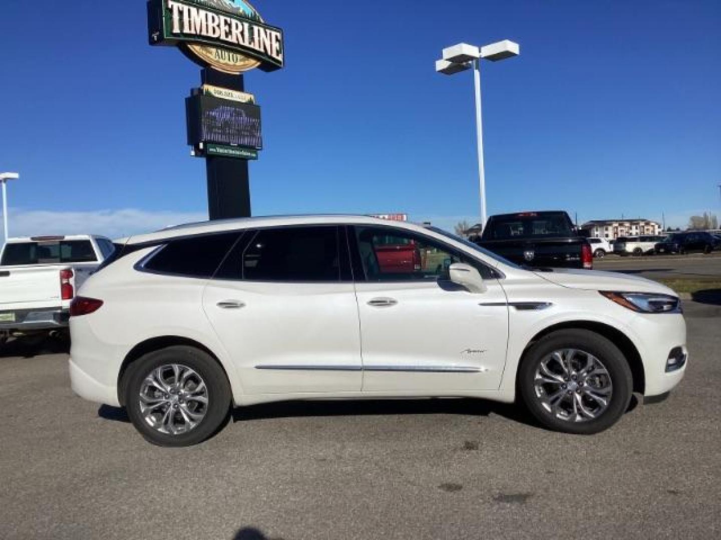 2021 White Frost Tricoat /Ebony Seats w/Ebony Interior Accents, leather Buick Enclave Avenir AWD (5GAEVCKW7MJ) with an 3.6L V6 DOHC 24V engine, 9-Speed Automatic transmission, located at 1235 N Woodruff Ave., Idaho Falls, 83401, (208) 523-1053, 43.507172, -112.000488 - Photo#6