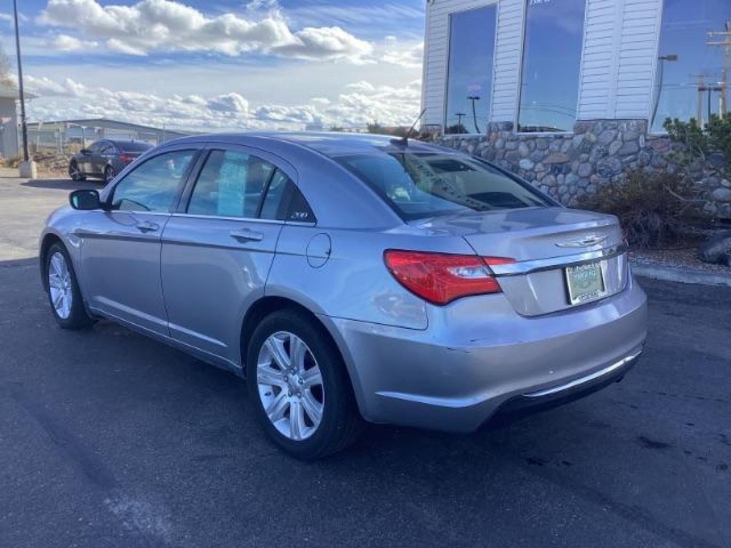 2013 /Black Cloth Interior Chrysler 200 LX (1C3CCBAB8DN) with an 2.4L L4 DOHC 16V engine, 6-Speed Automatic transmission, located at 1235 N Woodruff Ave., Idaho Falls, 83401, (208) 523-1053, 43.507172, -112.000488 - Photo#3