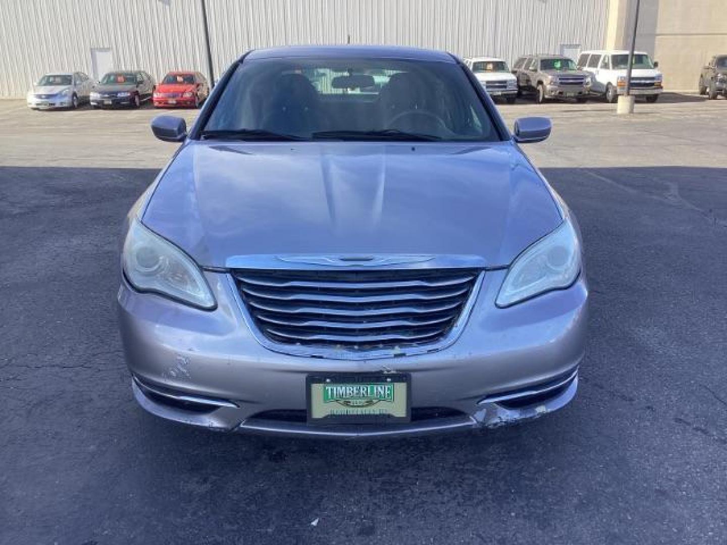 2013 /Black Cloth Interior Chrysler 200 LX (1C3CCBAB8DN) with an 2.4L L4 DOHC 16V engine, 6-Speed Automatic transmission, located at 1235 N Woodruff Ave., Idaho Falls, 83401, (208) 523-1053, 43.507172, -112.000488 - Photo#8