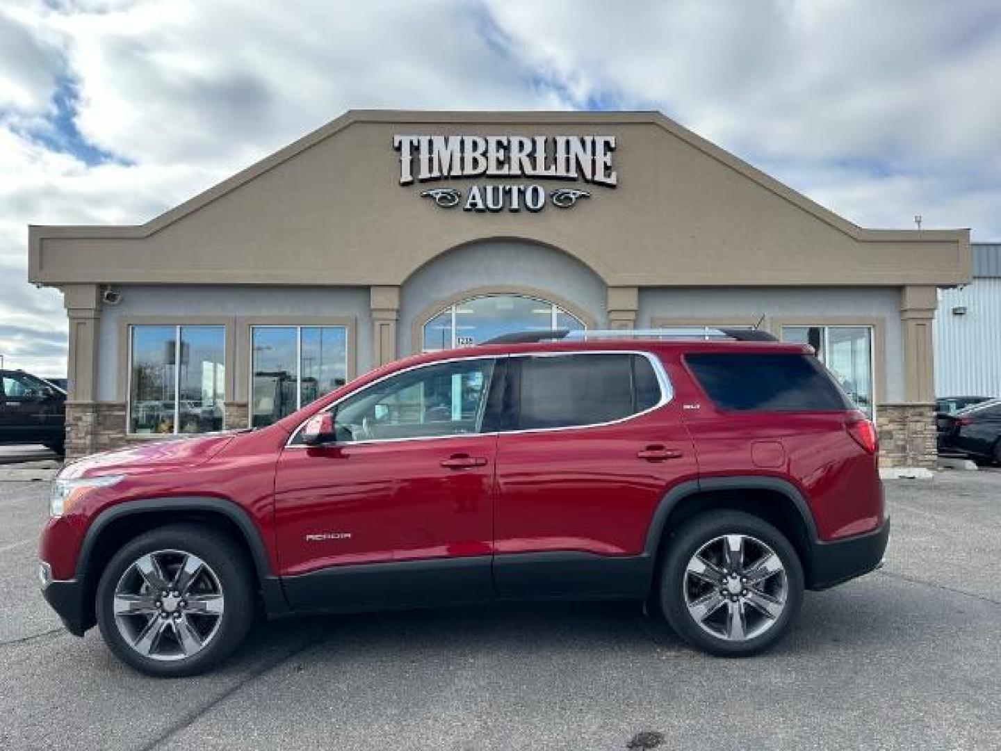 2019 Red Quartz Tintcoat /Cocoa/Light Ash Gray, leather GMC Acadia SLT-2 AWD (1GKKNWLS3KZ) with an 3.6L V6 DOHC 24V engine, 6-Speed Automatic transmission, located at 1235 N Woodruff Ave., Idaho Falls, 83401, (208) 523-1053, 43.507172, -112.000488 - Photo#2