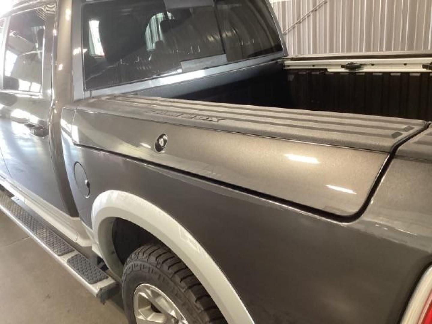 2018 GRAY /Black, leather RAM 1500 Laramie Crew Cab SWB 4WD (1C6RR7NT7JS) with an 5.7L V8 OHV 16V engine, 8-Speed Automatic transmission, located at 1235 N Woodruff Ave., Idaho Falls, 83401, (208) 523-1053, 43.507172, -112.000488 - Photo#9