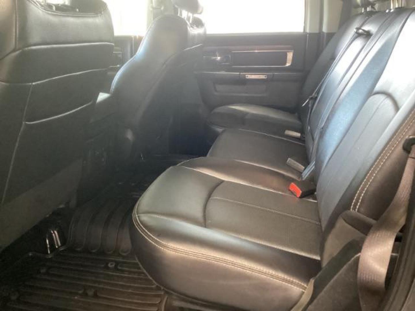 2018 GRAY /Black, leather RAM 1500 Laramie Crew Cab SWB 4WD (1C6RR7NT7JS) with an 5.7L V8 OHV 16V engine, 8-Speed Automatic transmission, located at 1235 N Woodruff Ave., Idaho Falls, 83401, (208) 523-1053, 43.507172, -112.000488 - Photo#31