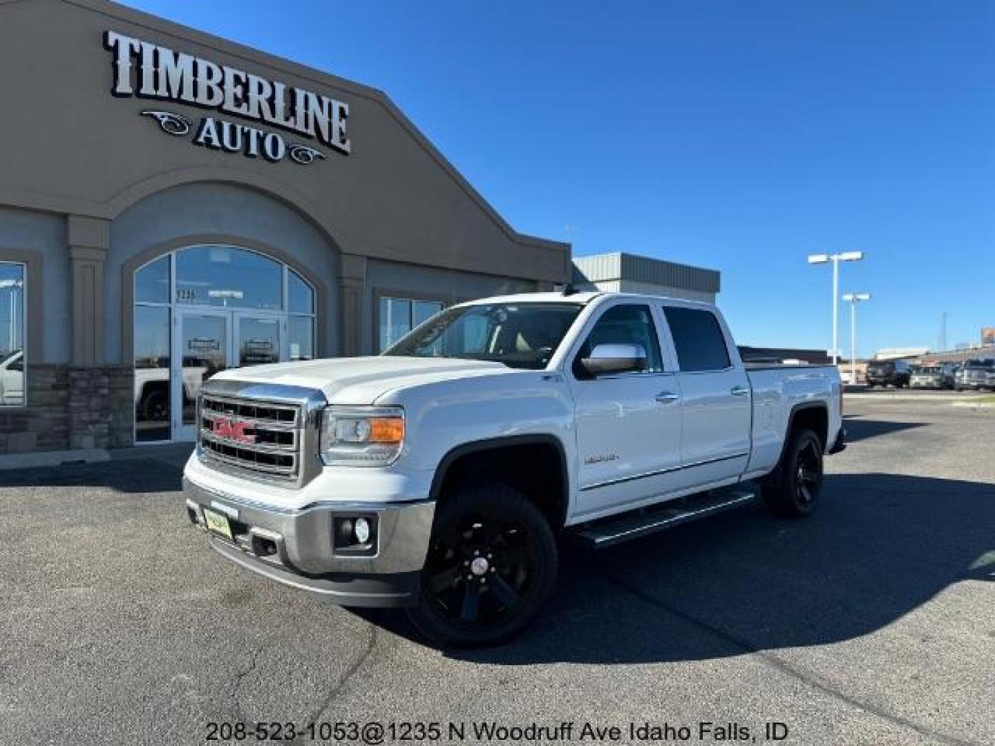 2015 Summit White /Cocoa/Dune, leather GMC Sierra 1500 SLT Crew Cab Short Box 4WD (3GTU2VEJ6FG) with an 6.2L V8 OHV 16V engine, 6-Speed Automatic transmission, located at 1235 N Woodruff Ave., Idaho Falls, 83401, (208) 523-1053, 43.507172, -112.000488 - Photo#0