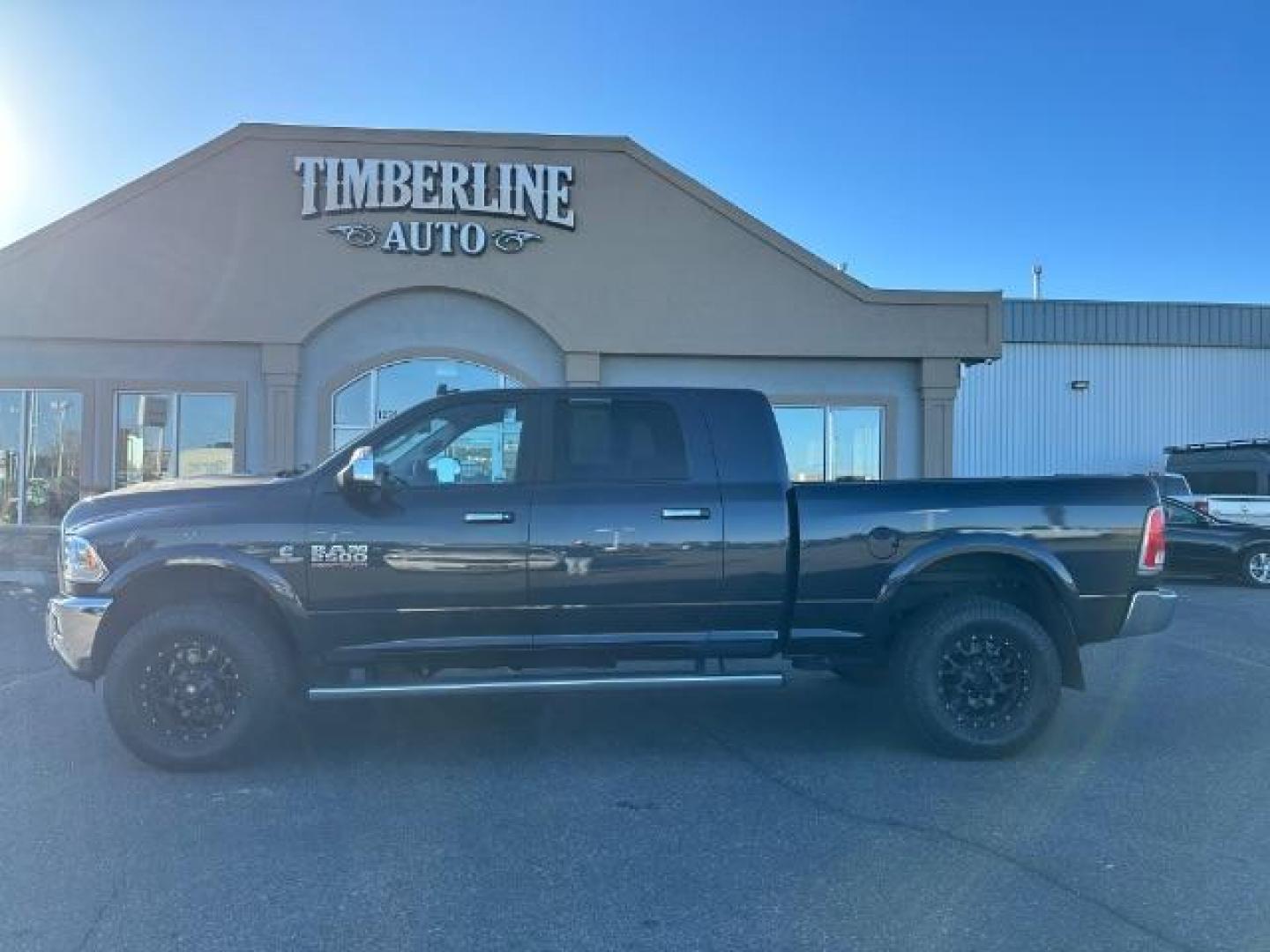 2018 GRAY /Black, leather RAM 2500 Laramie Mega Cab 4WD (3C6UR5NL2JG) with an 6.7L L6 OHV 24V TURBO DIESEL engine, 6-Speed Automatic transmission, located at 1235 N Woodruff Ave., Idaho Falls, 83401, (208) 523-1053, 43.507172, -112.000488 - Photo#2