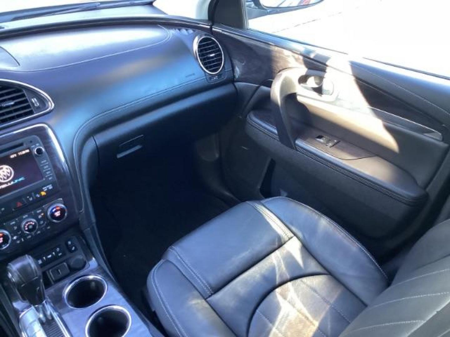 2017 GRAY /Ebony Seats w/Ebony Interior Accents, leather Buick Enclave Premium AWD (5GAKVCKD0HJ) with an 3.6L V6 DOHC 24V engine, 6-Speed Automatic Overdrive transmission, located at 1235 N Woodruff Ave., Idaho Falls, 83401, (208) 523-1053, 43.507172, -112.000488 - Photo#19