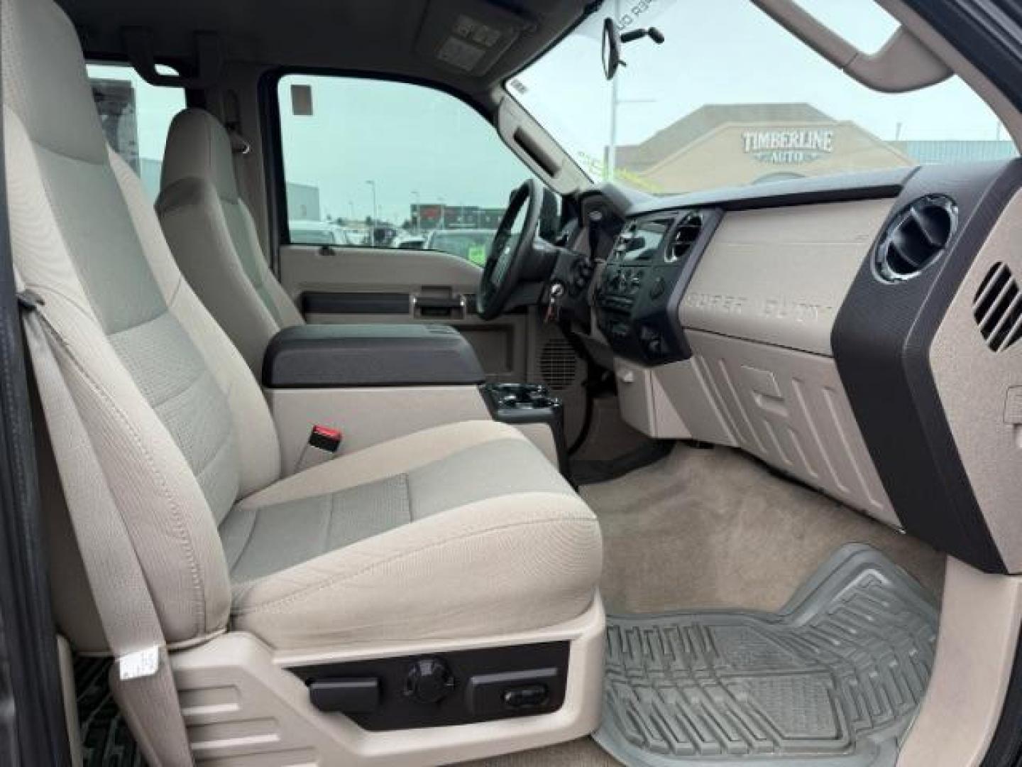 2008 GRAY /Medium Stone Cloth Interior Ford F-350 SD XLT Crew Cab 4WD (1FTWW31R48E) with an 6.4L V8 OHV 32V TURBO DIESEL engine, 5-Speed Automatic transmission, located at 1235 N Woodruff Ave., Idaho Falls, 83401, (208) 523-1053, 43.507172, -112.000488 - Photo#14