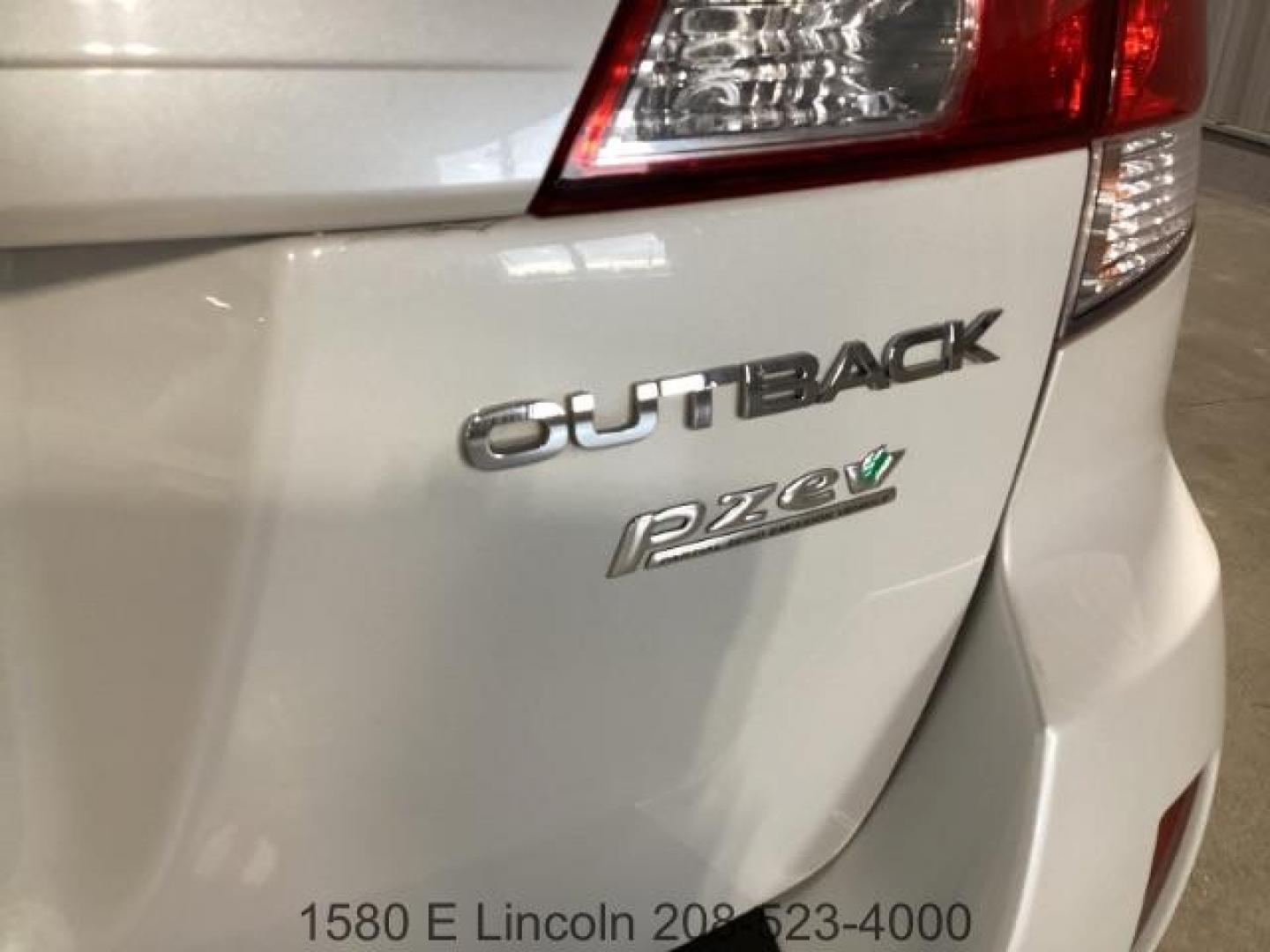 2014 Satin White Pearl Subaru Outback 2.5i Limited (4S4BRBPC1E3) with an 2.5L H4 DOHC 16V engine, located at 1235 N Woodruff Ave., Idaho Falls, 83401, (208) 523-1053, 43.507172, -112.000488 - Photo#8