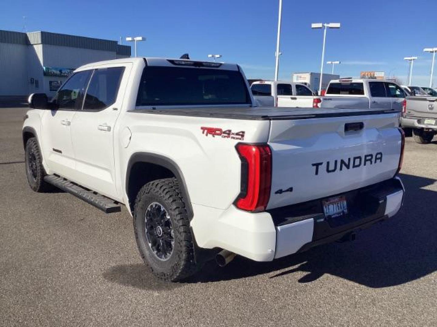 2022 White Toyota Tundra SR5 CrewMax 4WD (5TFLA5DB3NX) with an 3.4L V6 DOHC 24V engine, 6-Speed Automatic transmission, located at 1235 N Woodruff Ave., Idaho Falls, 83401, (208) 523-1053, 43.507172, -112.000488 - Photo#3