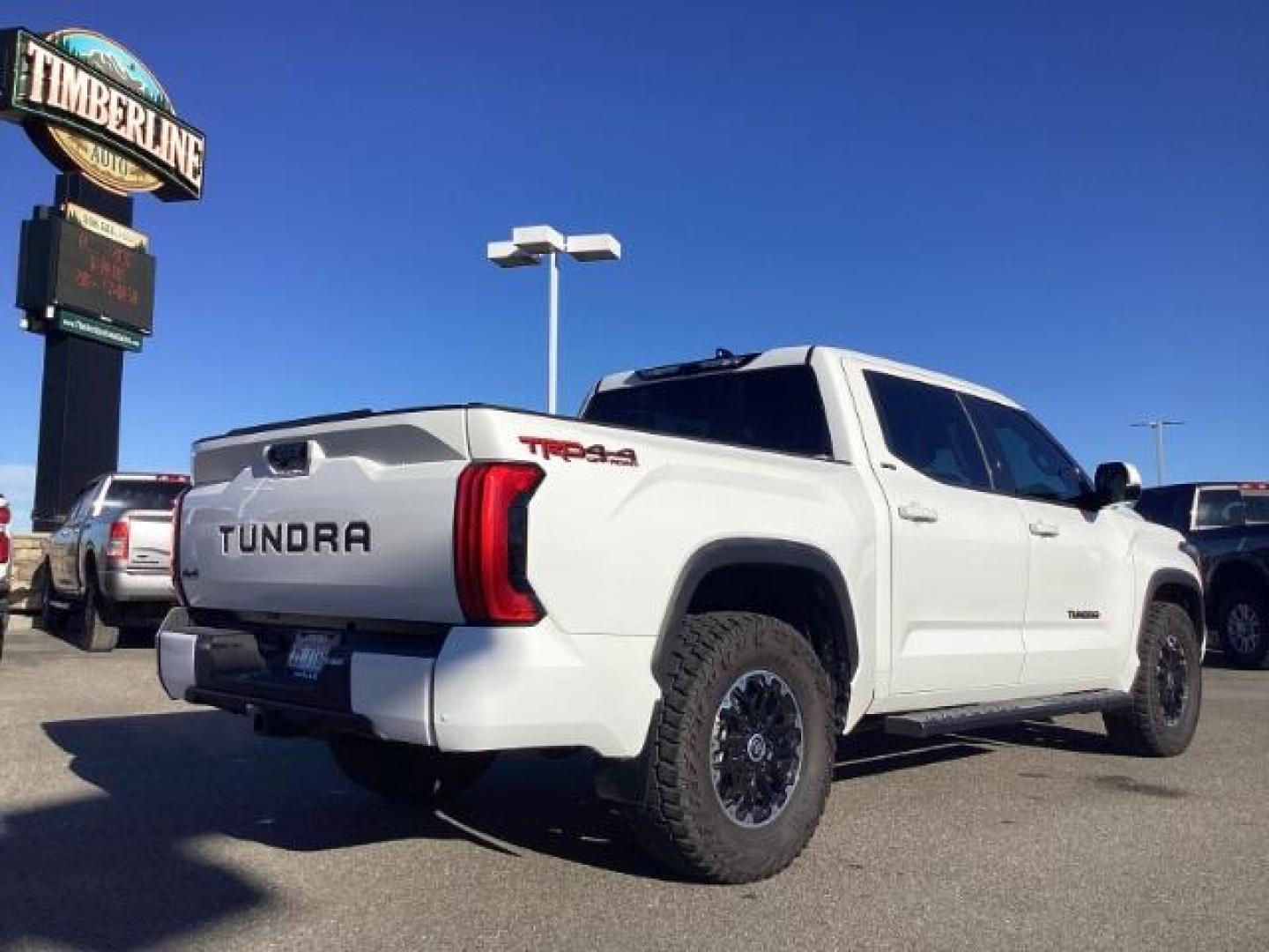 2022 White Toyota Tundra SR5 CrewMax 4WD (5TFLA5DB3NX) with an 3.4L V6 DOHC 24V engine, 6-Speed Automatic transmission, located at 1235 N Woodruff Ave., Idaho Falls, 83401, (208) 523-1053, 43.507172, -112.000488 - Photo#5