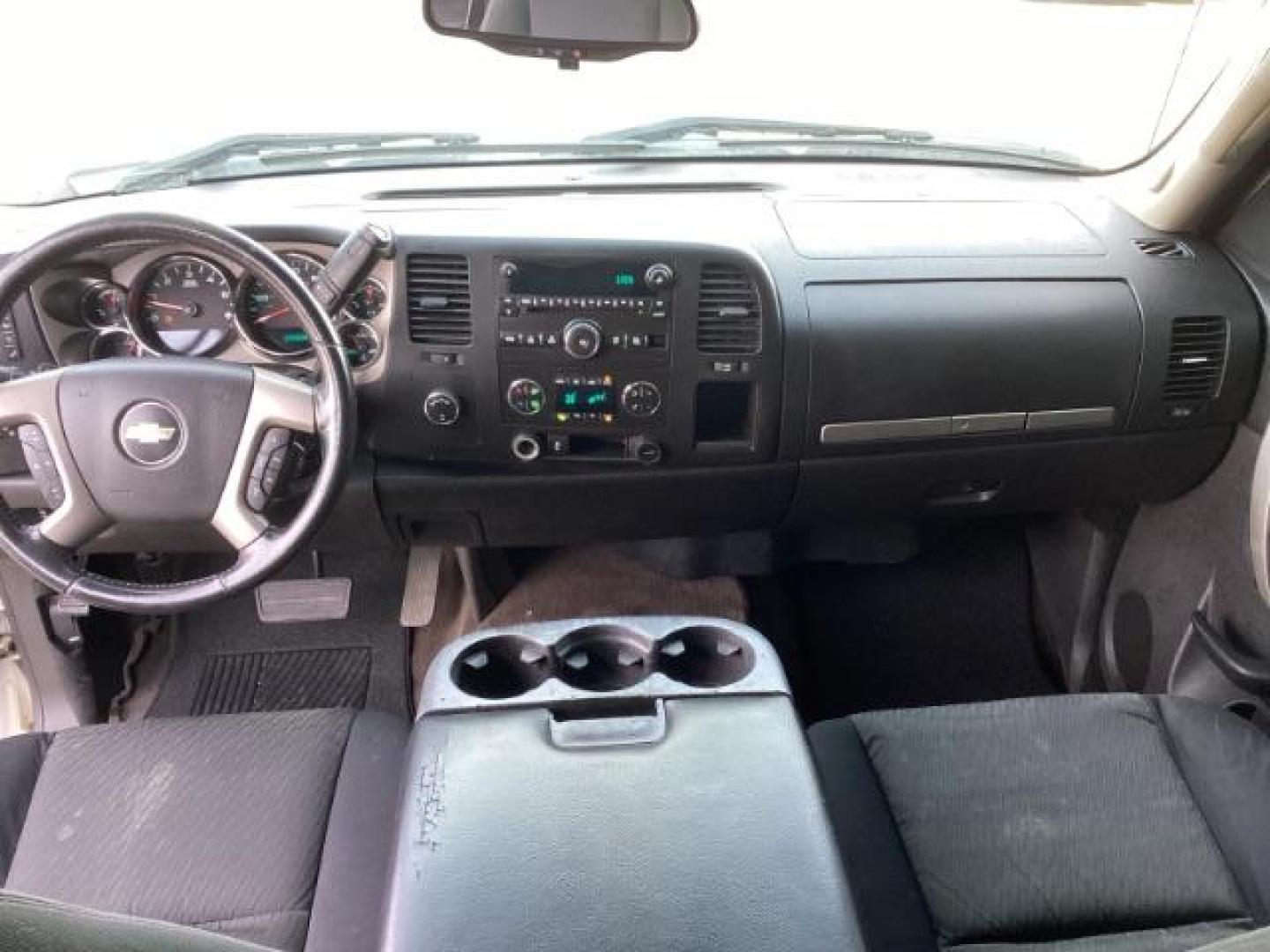 2013 Chevrolet Silverado 1500 LT Ext. Cab 4WD (1GCRKSE78DZ) with an 5.3L V8 OHV 16V FFV engine, located at 1235 N Woodruff Ave., Idaho Falls, 83401, (208) 523-1053, 43.507172, -112.000488 - Photo#22