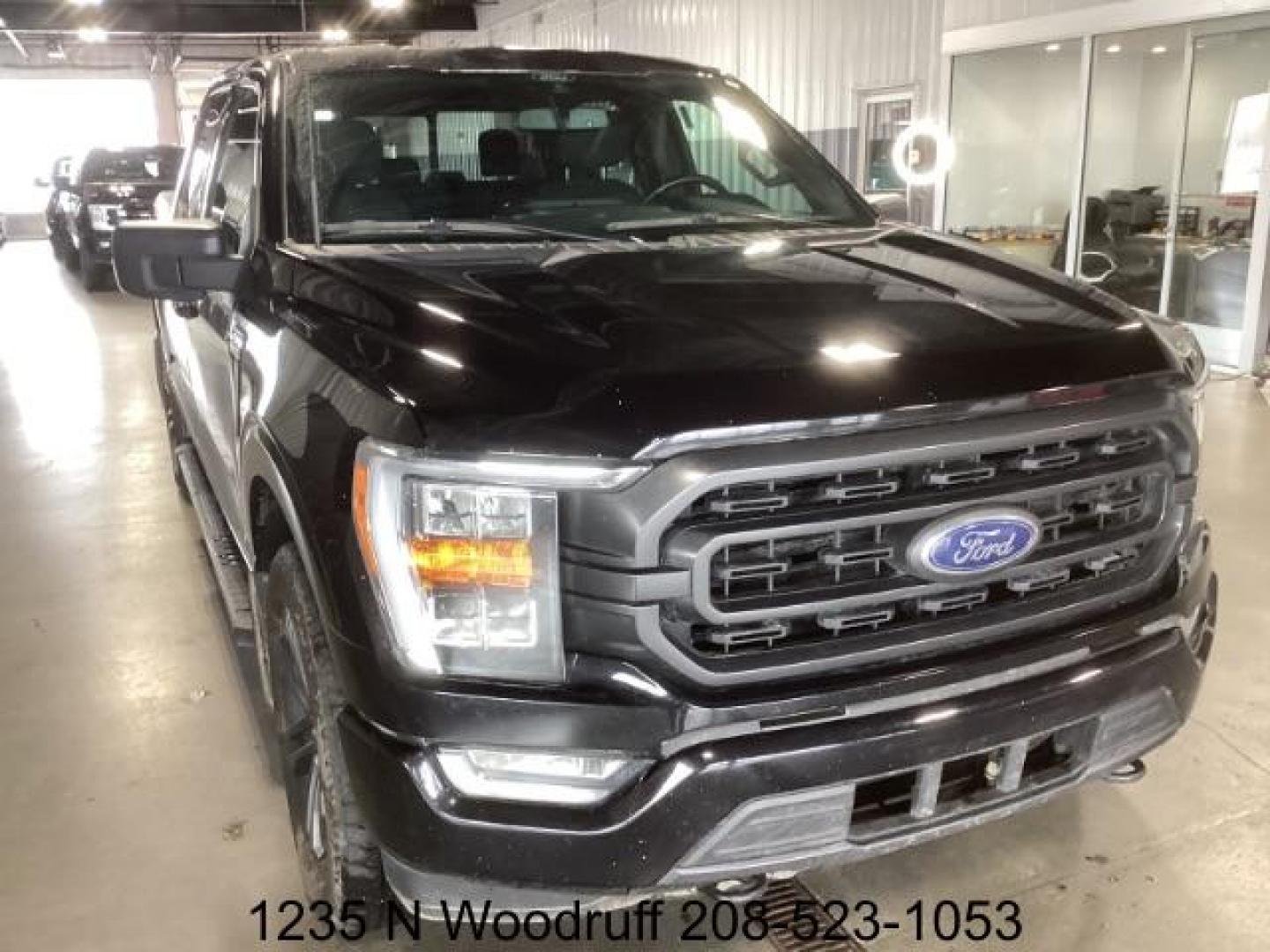 2021 BLACK /Black/Medium Dark Slate, cloth Ford F-150 XLT SuperCrew 5.5-ft. Bed 4WD (1FTFW1E55MK) with an 5.0L V8 OHV 16V engine, 6-Speed Automatic transmission, located at 1235 N Woodruff Ave., Idaho Falls, 83401, (208) 523-1053, 43.507172, -112.000488 - Photo#5