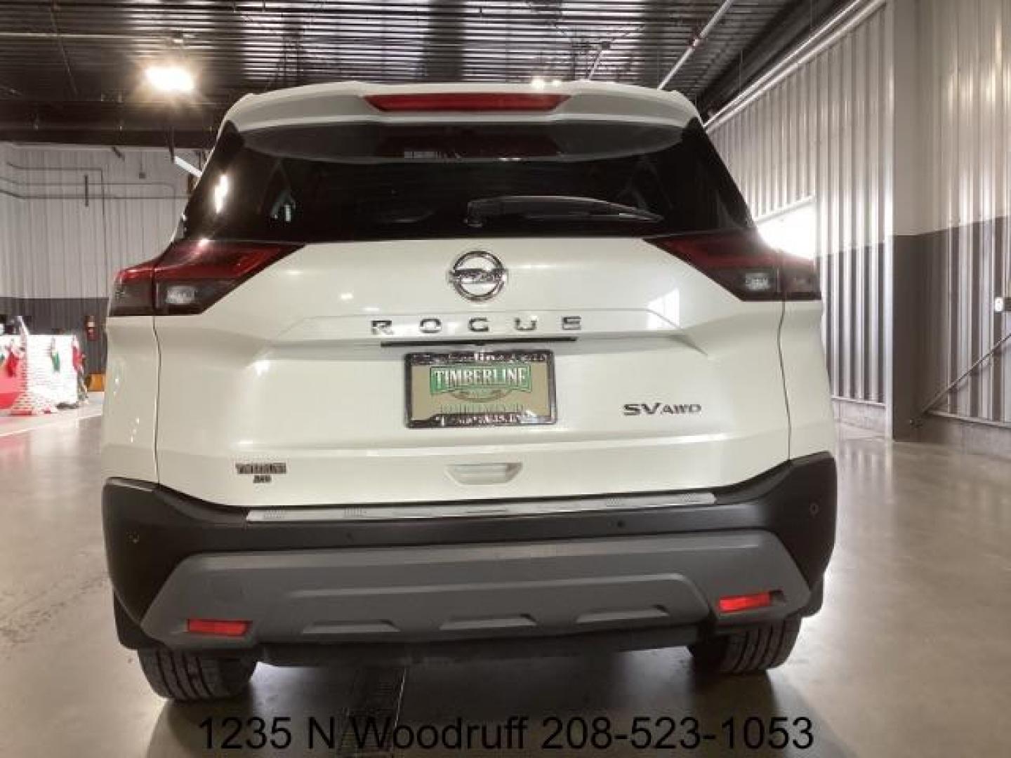 2021 Pearl White TriCoat /Charcoal Nissan Rogue SV AWD (JN8AT3BB5MW) with an 2.5L L4 DOHC 16V engine, Continuously Variable Transmission transmission, located at 1235 N Woodruff Ave., Idaho Falls, 83401, (208) 523-1053, 43.507172, -112.000488 - Photo#3