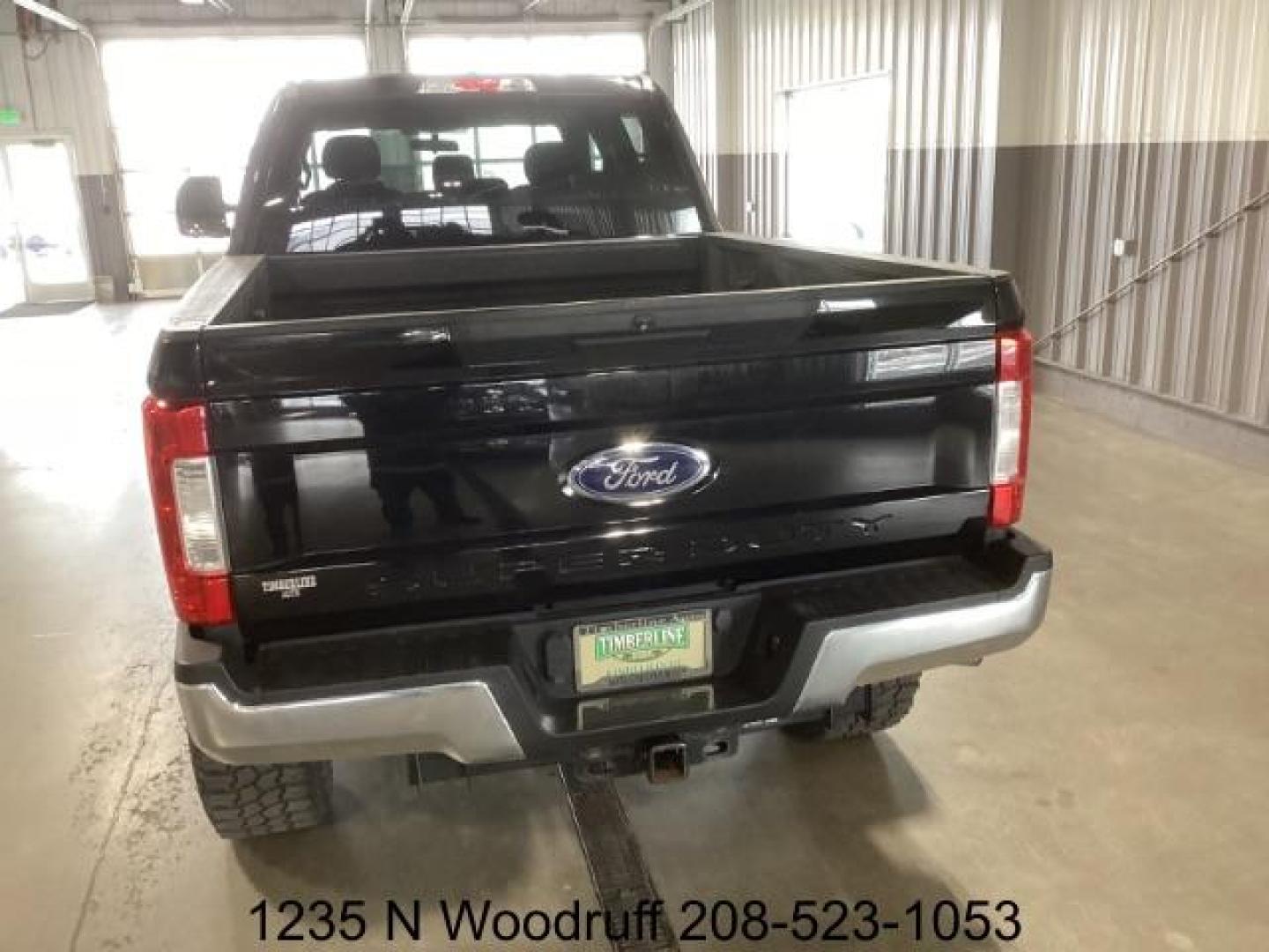 2018 Shadow Black /Medium Earth Gray, cloth Ford F-250 SD XLT Crew Cab 4WD (1FT7W2BT4JE) with an 6.7L V8 OHV 16V DIESEL engine, 6-Speed Automatic transmission, located at 1235 N Woodruff Ave., Idaho Falls, 83401, (208) 523-1053, 43.507172, -112.000488 - Photo#3