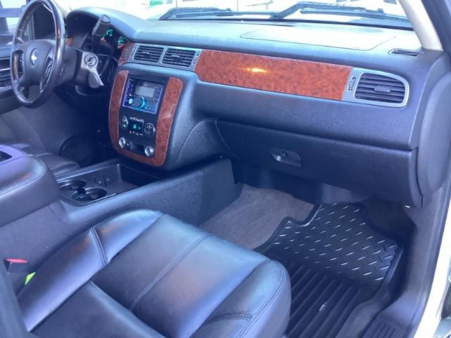 2008 Chevrolet Silverado 3500HD LTZ Crew Cab DRW 4WD (1GCJK33628F) with an 6.6L V8 OHV 32V TURBO DIESEL engine, 6-Speed Automatic transmission, located at 1235 N Woodruff Ave., Idaho Falls, 83401, (208) 523-1053, 43.507172, -112.000488 - Photo#25