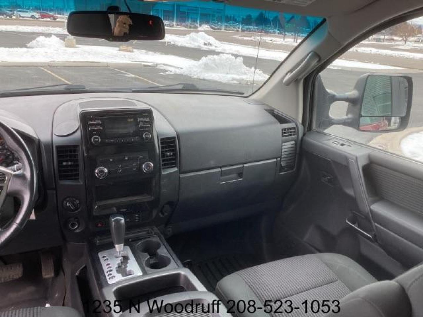 2014 Cayenne Red Metallic /Charcoal Nissan Titan SL Crew Cab 4WD (1N6AA0EC1EN) with an 5.6L V8 DOHC 32V engine, 5-Speed Automatic transmission, located at 1235 N Woodruff Ave., Idaho Falls, 83401, (208) 523-1053, 43.507172, -112.000488 - Photo#14