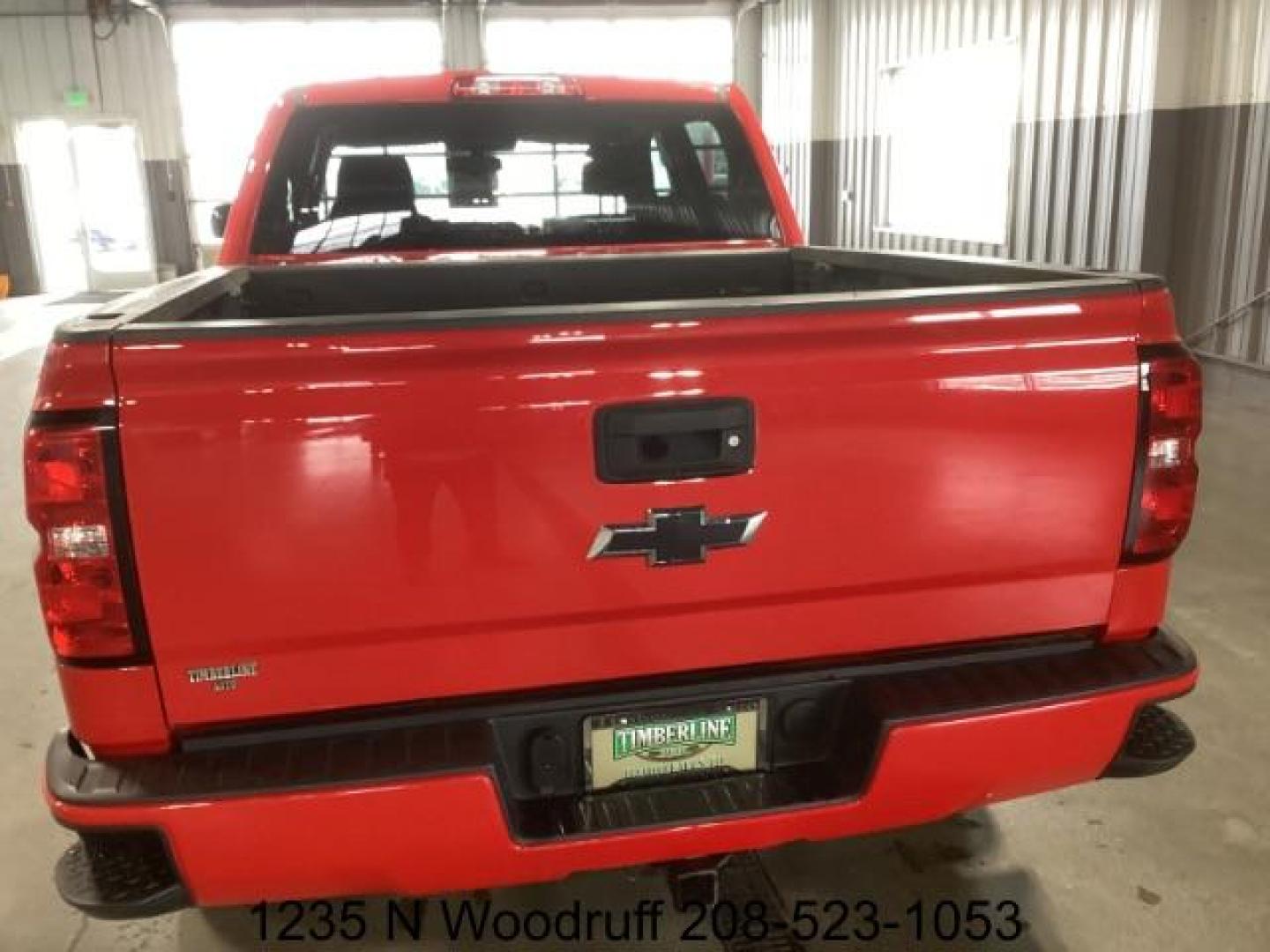 2018 Red Hot /Jet Black, leather Chevrolet Silverado 1500 LT Crew Cab 4WD (3GCUKREC2JG) with an 5.3L V8 OHV 16V engine, 6-Speed Automatic transmission, located at 1235 N Woodruff Ave., Idaho Falls, 83401, (208) 523-1053, 43.507172, -112.000488 - Photo#3