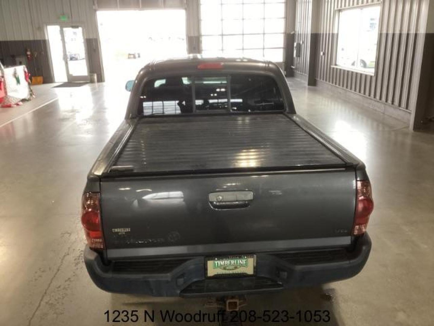 2013 GRAY /Graphite Cloth Interior Toyota Tacoma Double Cab V6 Auto 4WD (5TFLU4EN6DX) with an 4.0L V6 DOHC 24V engine, 5-Speed Automatic transmission, located at 1235 N Woodruff Ave., Idaho Falls, 83401, (208) 523-1053, 43.507172, -112.000488 - Photo#3