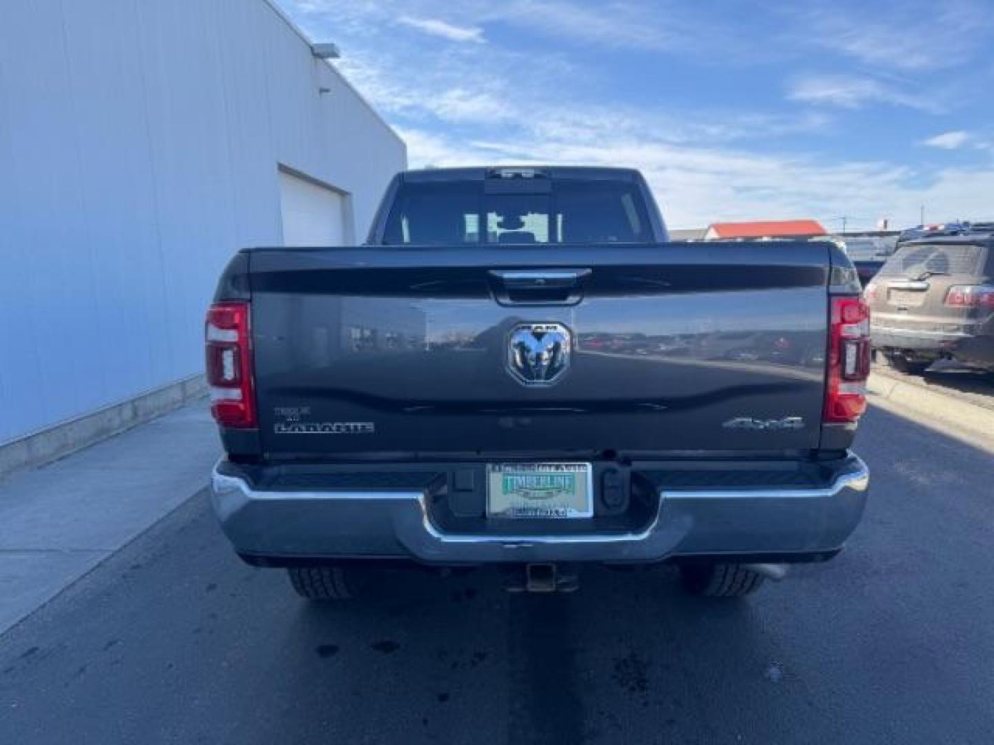 2022 GRAY /Black RAM 2500 Laramie Crew Cab SWB 4WD (3C6UR5FJ2NG) with an 6.4L V8 engine, 6-Speed Automatic transmission, located at 1235 N Woodruff Ave., Idaho Falls, 83401, (208) 523-1053, 43.507172, -112.000488 - Photo#5