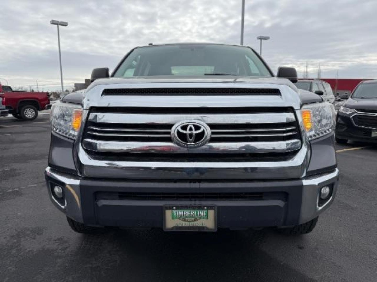 2017 Magnetic Gray Metallic /Black, cloth Toyota Tundra SR5 5.7L V8 CrewMax 4WD (5TFDY5F12HX) with an 5.7L V8 DOHC 32V engine, 6-Speed Automatic transmission, located at 1235 N Woodruff Ave., Idaho Falls, 83401, (208) 523-1053, 43.507172, -112.000488 - Photo#7