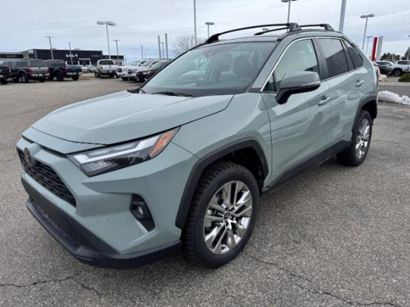 2022 LUNAR ROCK /GREY TOYOTA RAV4 XLE (2T3A1RFV8NW) with an I4 engine, AUTOMATIC transmission, located at 1235 N Woodruff Ave., Idaho Falls, 83401, (208) 523-1053, 43.507172, -112.000488 - Photo#0