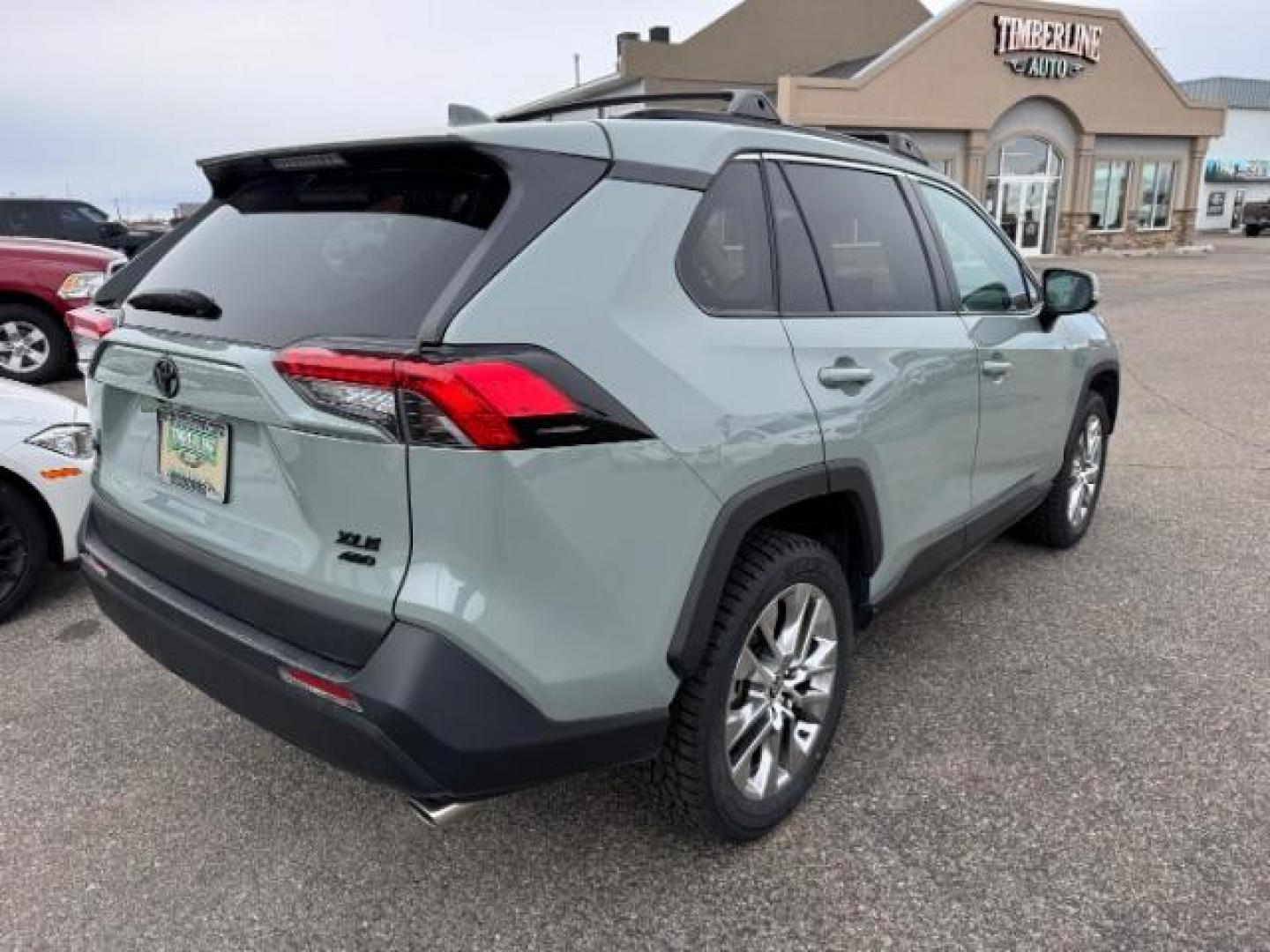 2022 LUNAR ROCK /GREY TOYOTA RAV4 XLE (2T3A1RFV8NW) with an I4 engine, AUTOMATIC transmission, located at 1235 N Woodruff Ave., Idaho Falls, 83401, (208) 523-1053, 43.507172, -112.000488 - Photo#3