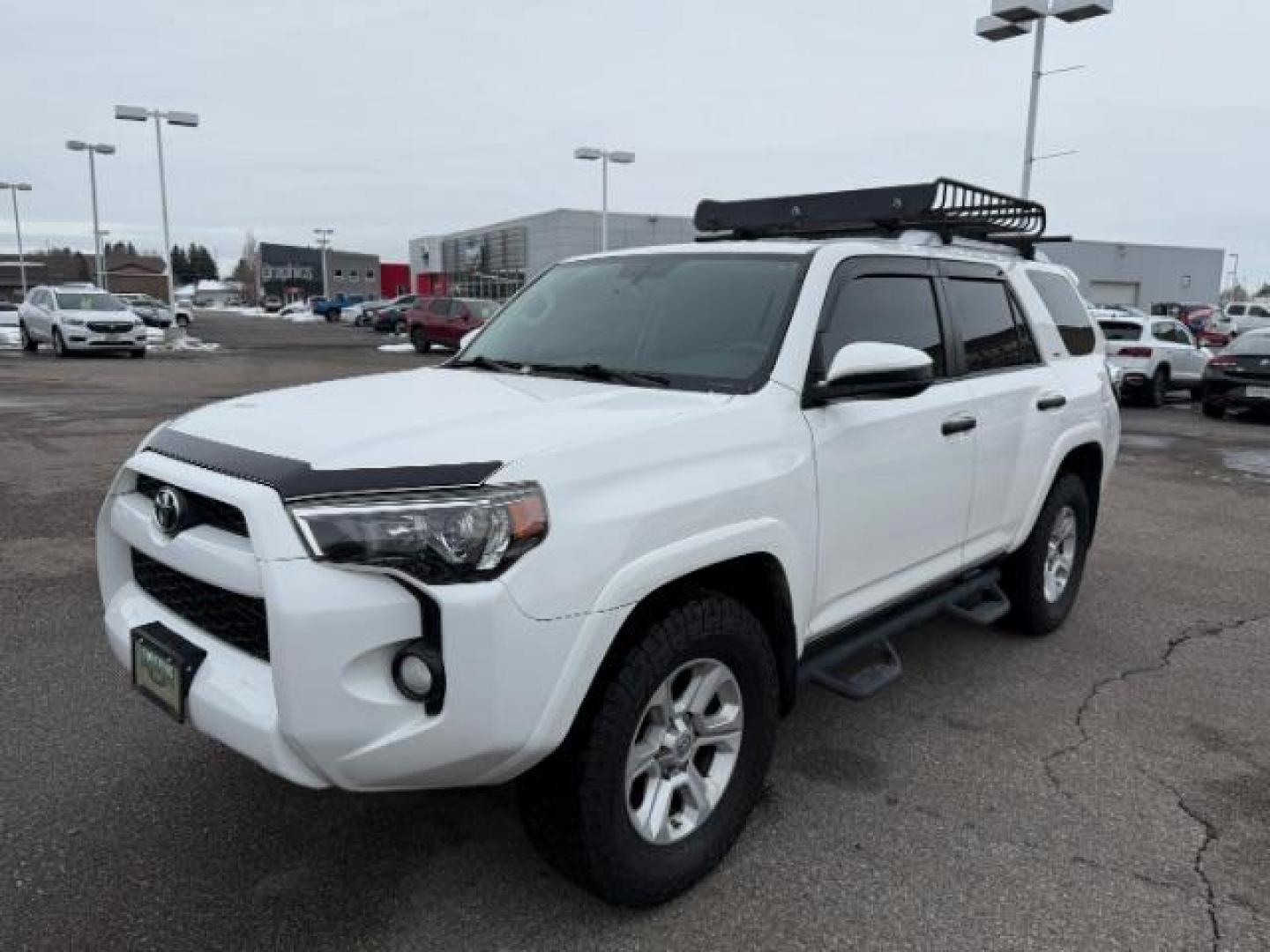 2016 WHITE /BLACK TOYOTA 4RUNNER SR5 (JTEBU5JR6G5) with an V6 4.0 engine, AUTOMATIC transmission, located at 1235 N Woodruff Ave., Idaho Falls, 83401, (208) 523-1053, 43.507172, -112.000488 - Photo#0