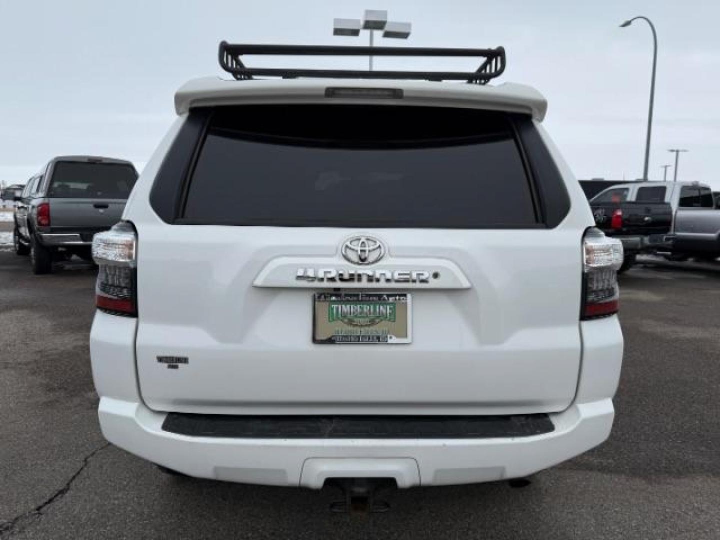 2016 WHITE /BLACK TOYOTA 4RUNNER SR5 (JTEBU5JR6G5) with an V6 4.0 engine, AUTOMATIC transmission, located at 1235 N Woodruff Ave., Idaho Falls, 83401, (208) 523-1053, 43.507172, -112.000488 - Photo#3