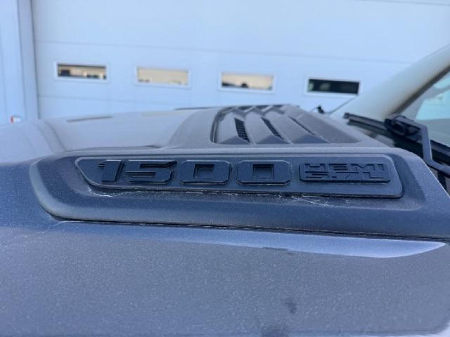 2019 GRAY /CLOTH RAM 1500 SPORT (1C6SRFLT4KN) with an 5.7 engine, AUTOMATIC transmission, located at 1235 N Woodruff Ave., Idaho Falls, 83401, (208) 523-1053, 43.507172, -112.000488 - Photo#9