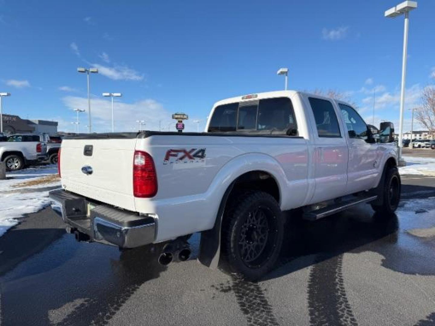 2016 Oxford White /Black FORD F250 LARIAT (1FT7W2BT7GE) with an 6.7 engine, AUTOMATIC transmission, located at 1235 N Woodruff Ave., Idaho Falls, 83401, (208) 523-1053, 43.507172, -112.000488 - Photo#4